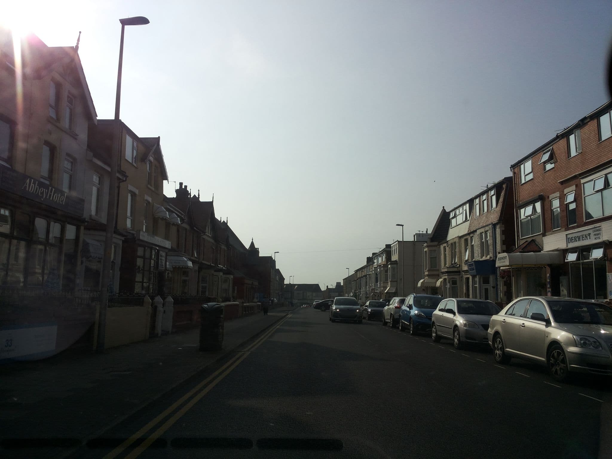 Street view near Dunroamin Hotel, Blackpool — © endszbrxns (CC BY-SA · Mapillary)