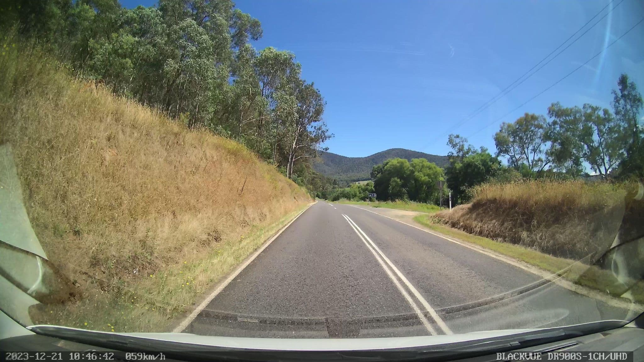 Street view near Tallandoon Rest Area, Tallangatta — © bob3bob3 (CC BY-SA · Mapillary)