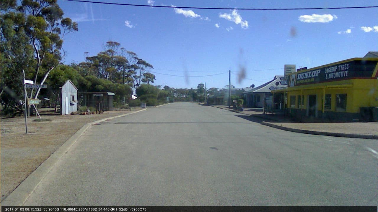 Street view near Apex Park Rest Area, Katanning — © bob3bob3 (CC BY-SA · Mapillary)