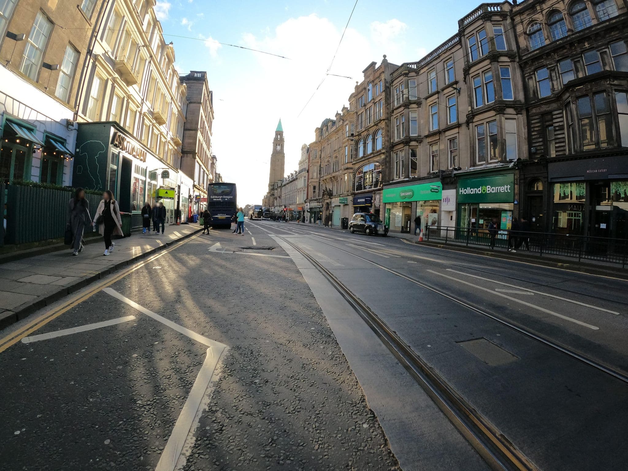 Street view near YMCA Scotland, Edinburgh — © hobgoblin (CC BY-SA · Mapillary)