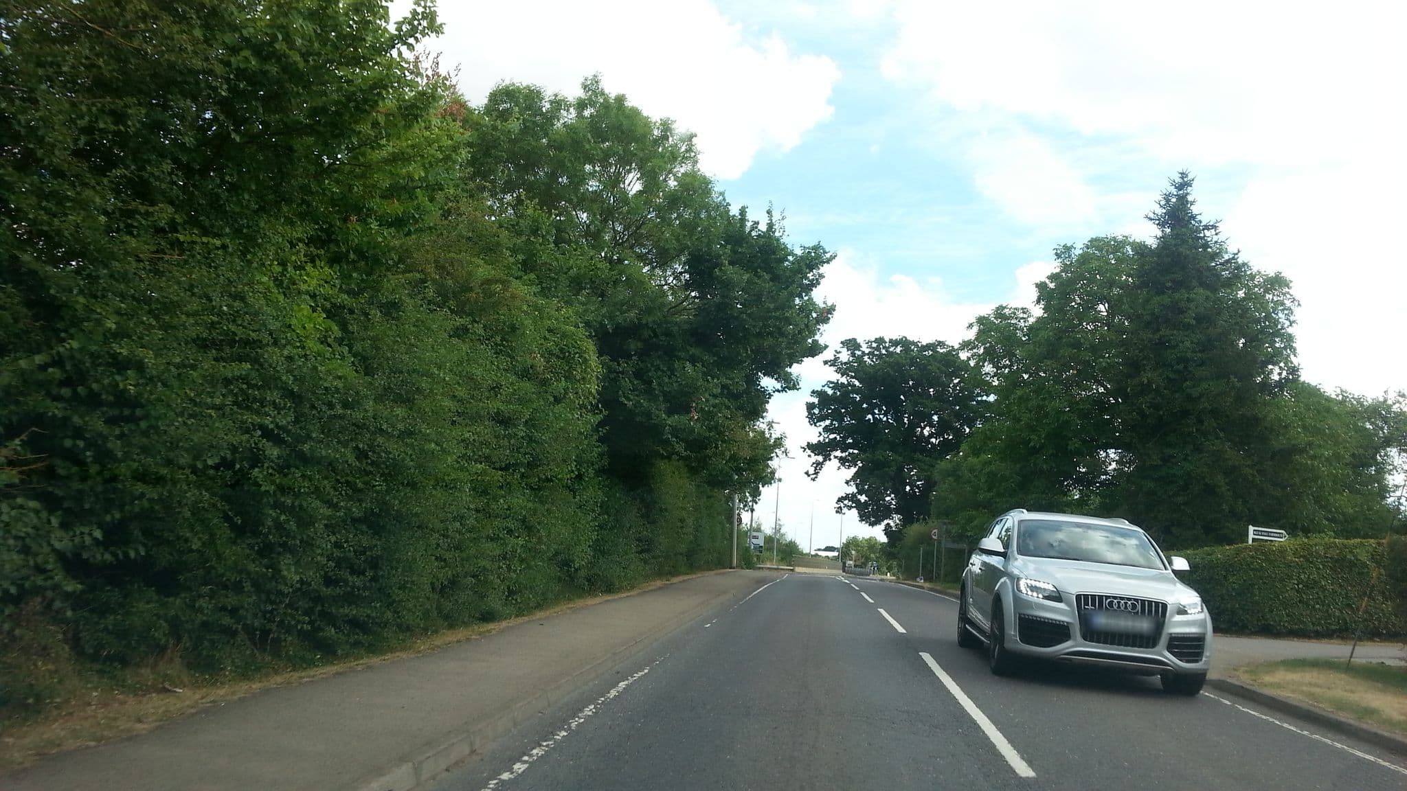 Street view near Homeside, Silverstone — © adam2 (CC BY-SA · Mapillary)