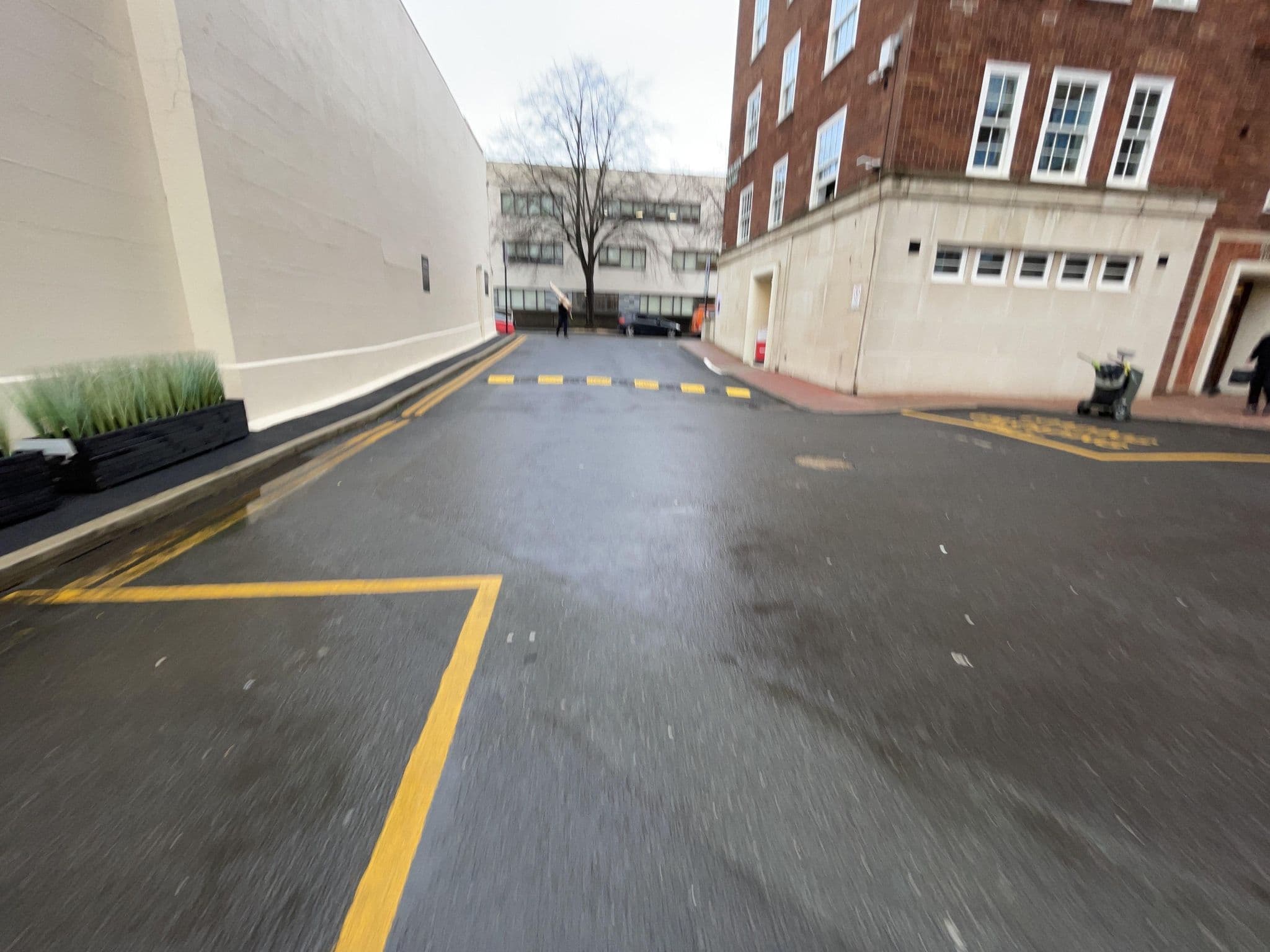 Street view near Dolphin House Serviced Apartments, Pimlico — © 4004 (CC BY-SA · Mapillary)