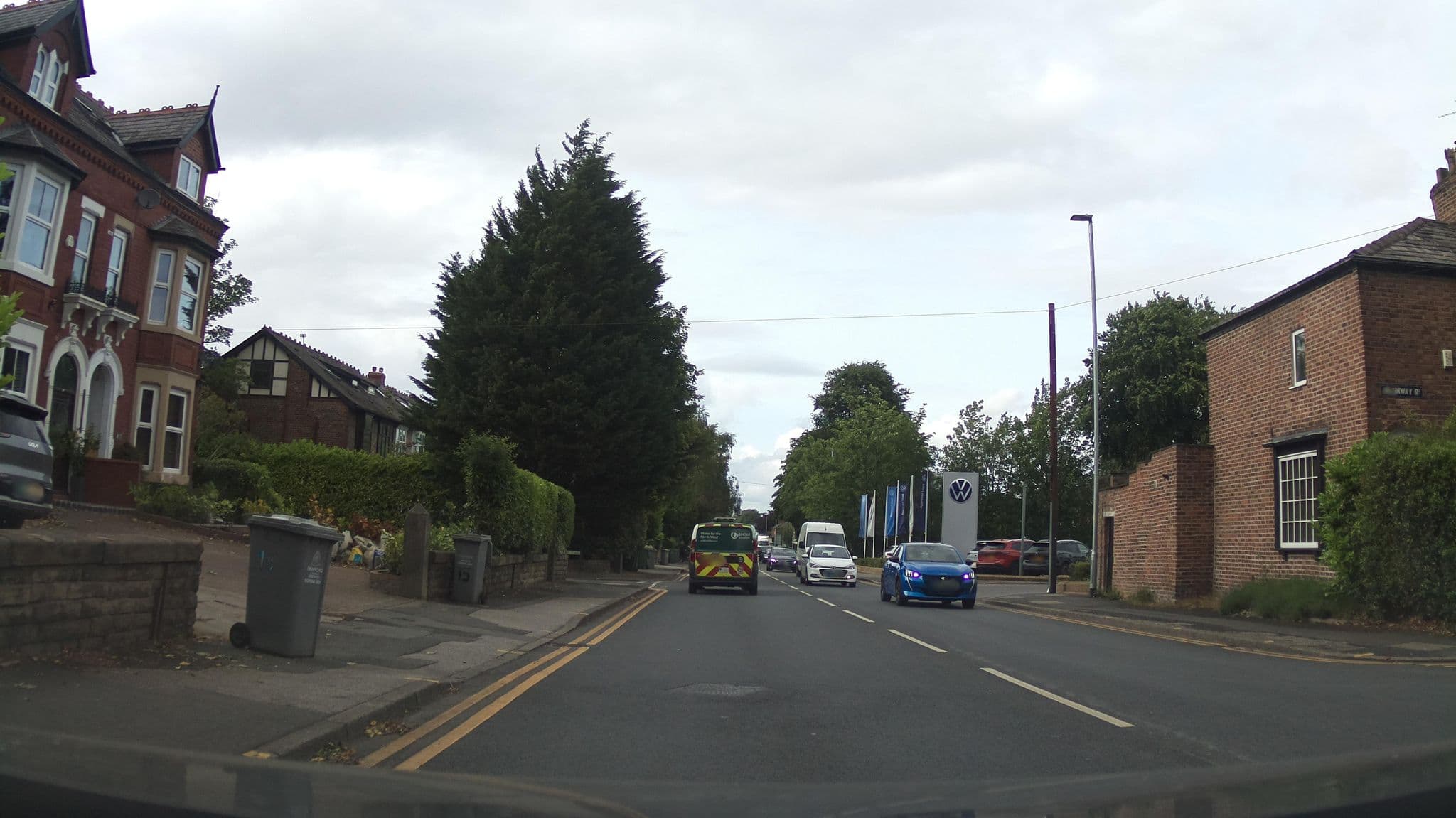 Street view near Cornbrooke Gue, Altrincham — © southglos (CC BY-SA · Mapillary)