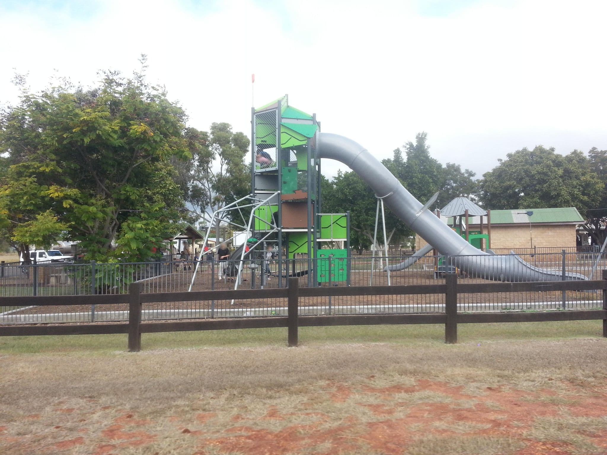 Street view near Beazley Park, Springsure — © bob3bob3 (CC BY-SA · Mapillary)