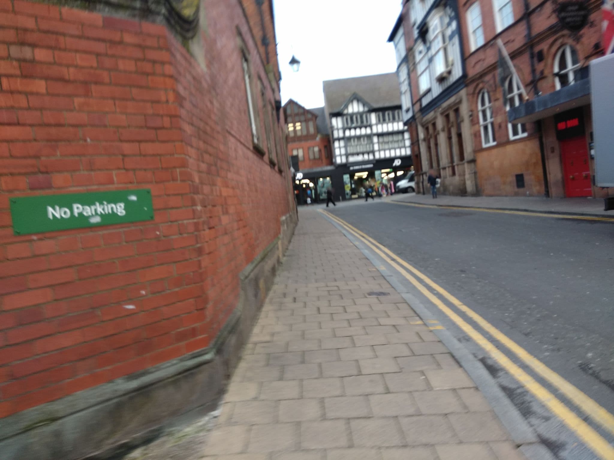 Street view near Macdonald New Blossoms Hotel, Chester — © sk53_quint (CC BY-SA · Mapillary)