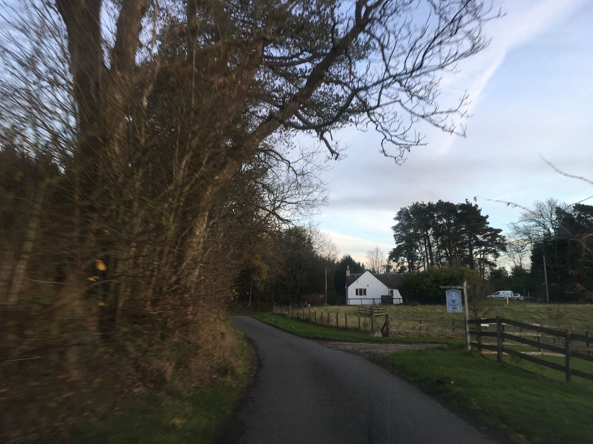 Street view near Ochil Cottage, Dollar — © ccbb7766 (CC BY-SA · Mapillary)