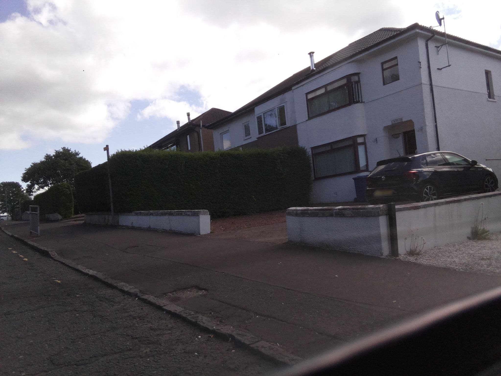 Street view near Walhala, Balloch — © southglos (CC BY-SA · Mapillary)