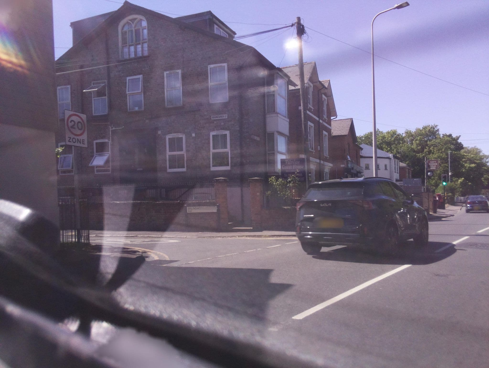 Street view near Fairview Guest House, Reading — © southglos (CC BY-SA · Mapillary)