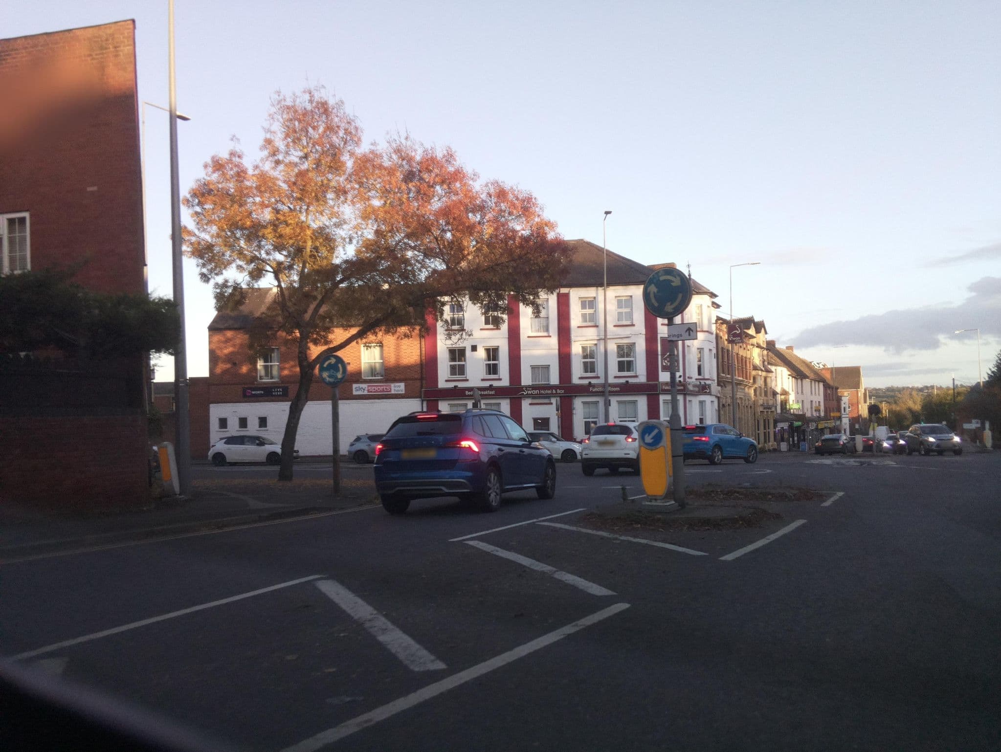 Street view near The Swan Hotel, Water Eaton — © southglos (CC BY-SA · Mapillary)