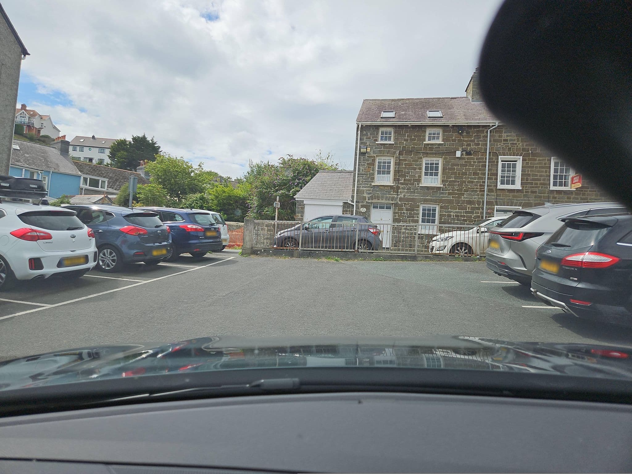 Street view near Sup Shack B&B, Aberaeron — © toho (CC BY-SA · Mapillary)