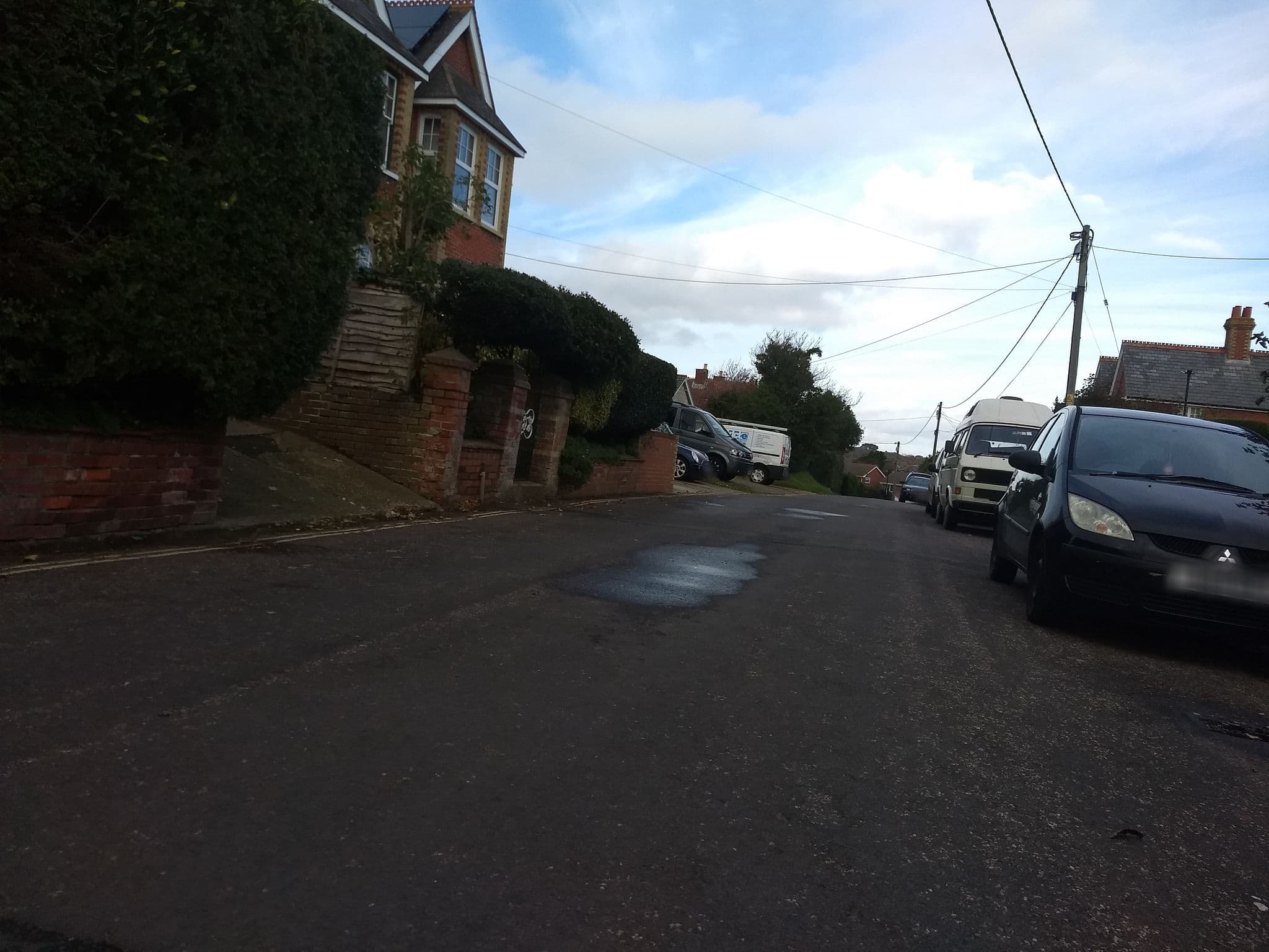 Street view near The Bay, Freshwater — © mappernerd (CC BY-SA · Mapillary)