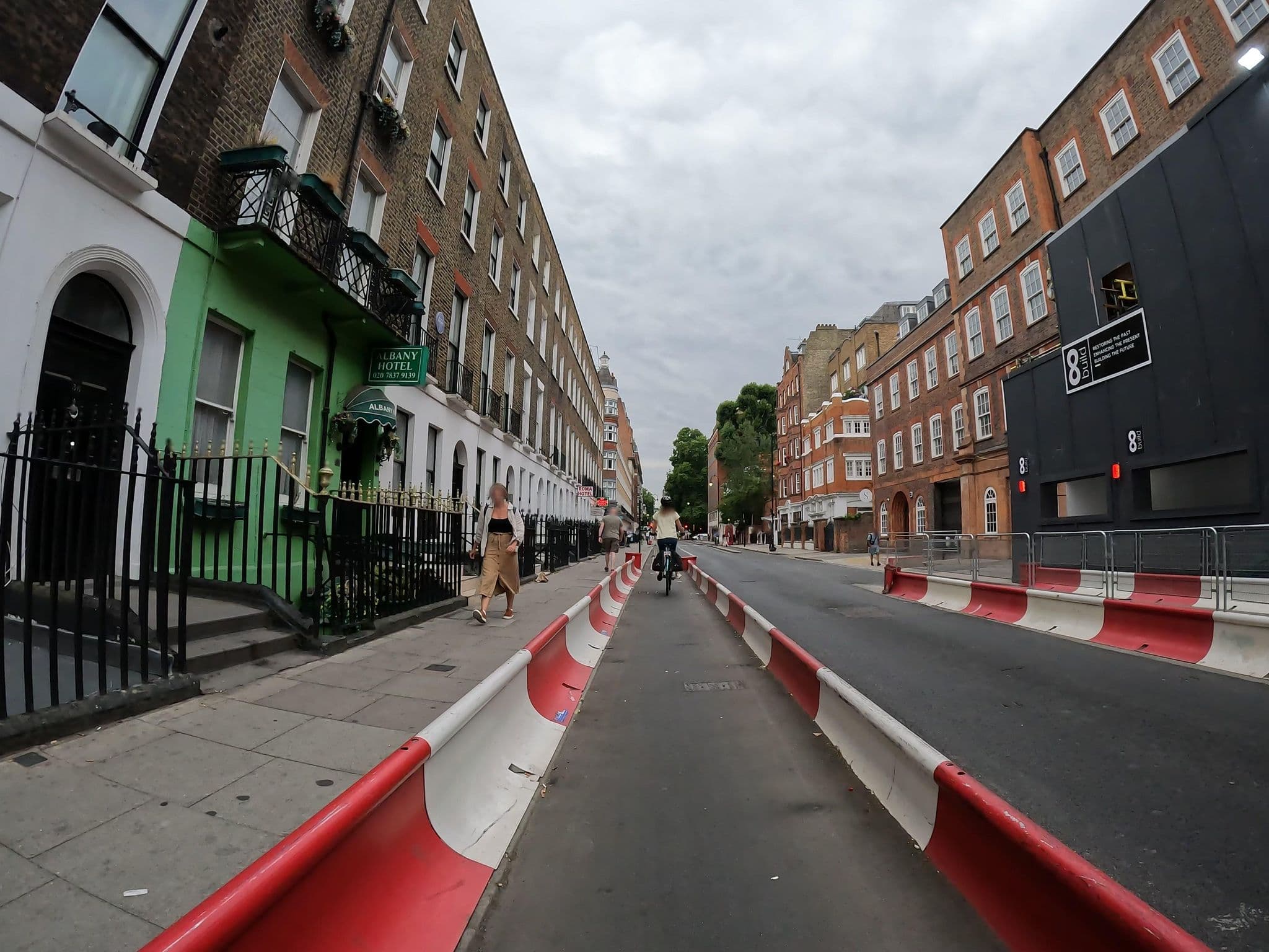 Street view near Roma Hotel, King's Cross — © erias (CC BY-SA · Mapillary)