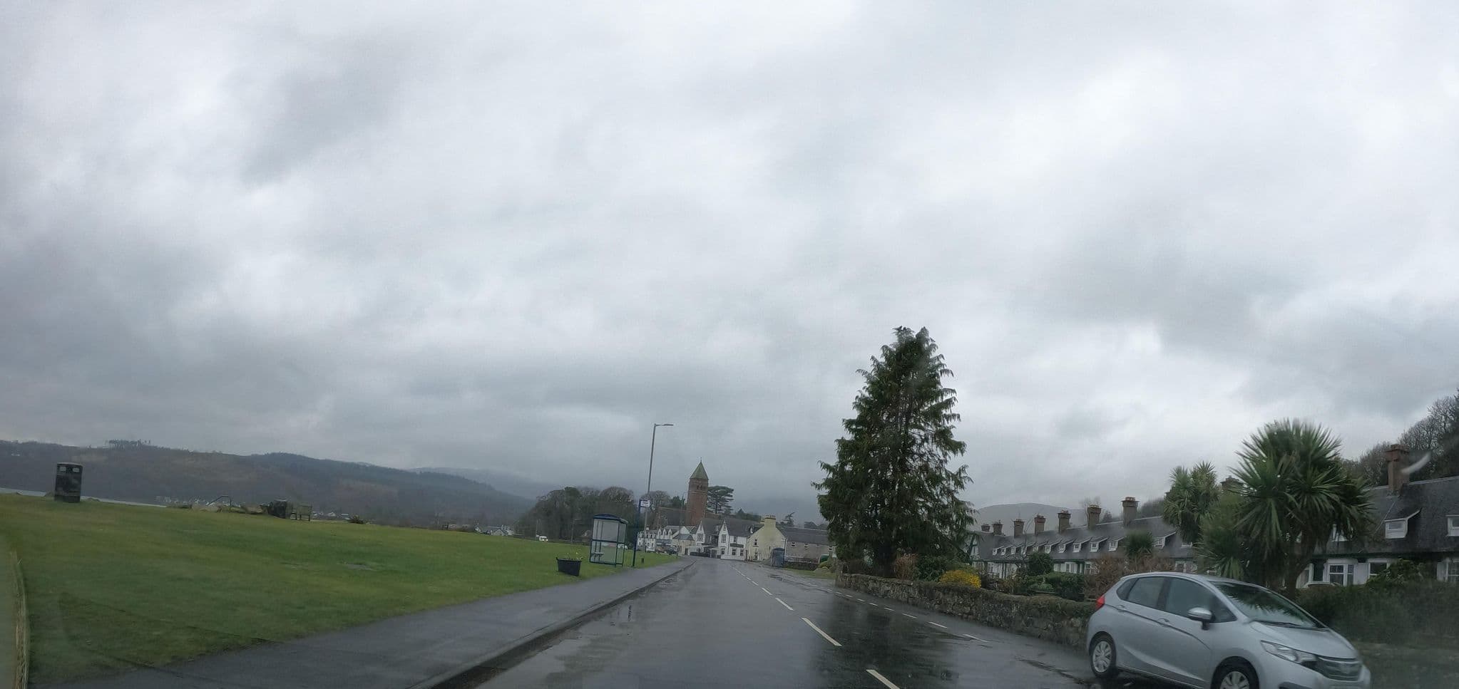 Street view near Glenisle Hotel, Lamlash — © hobgoblin (CC BY-SA · Mapillary)