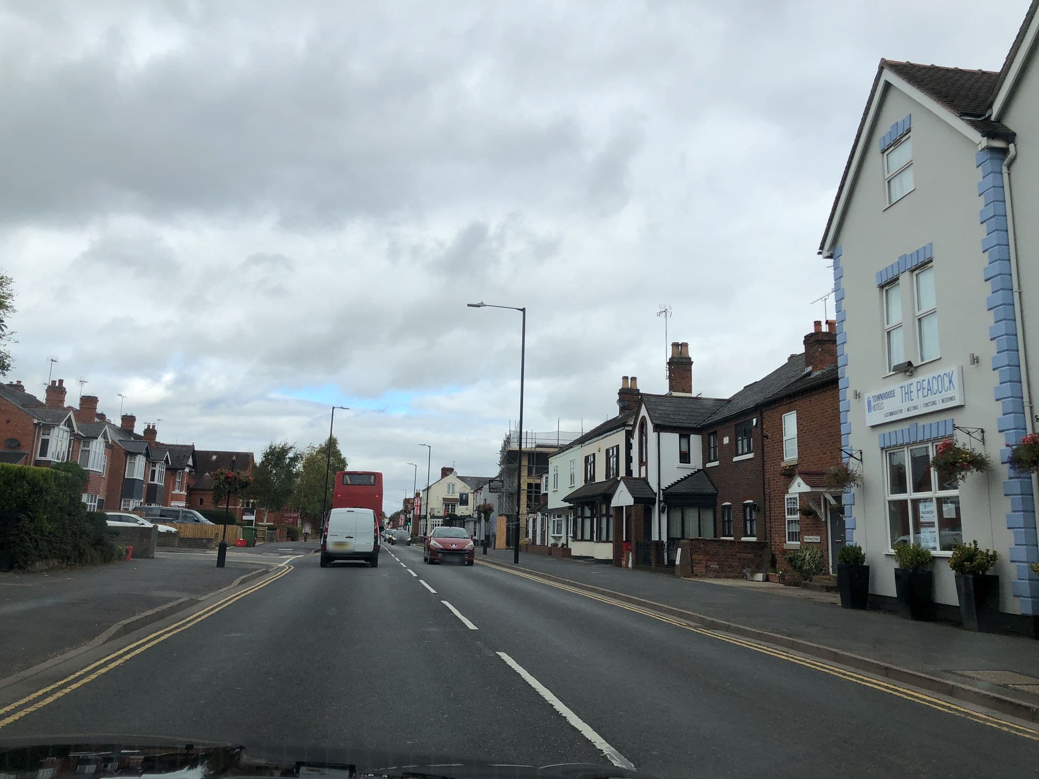 Street view near The Peacock, Kenilworth — © laye (CC BY-SA · Mapillary)