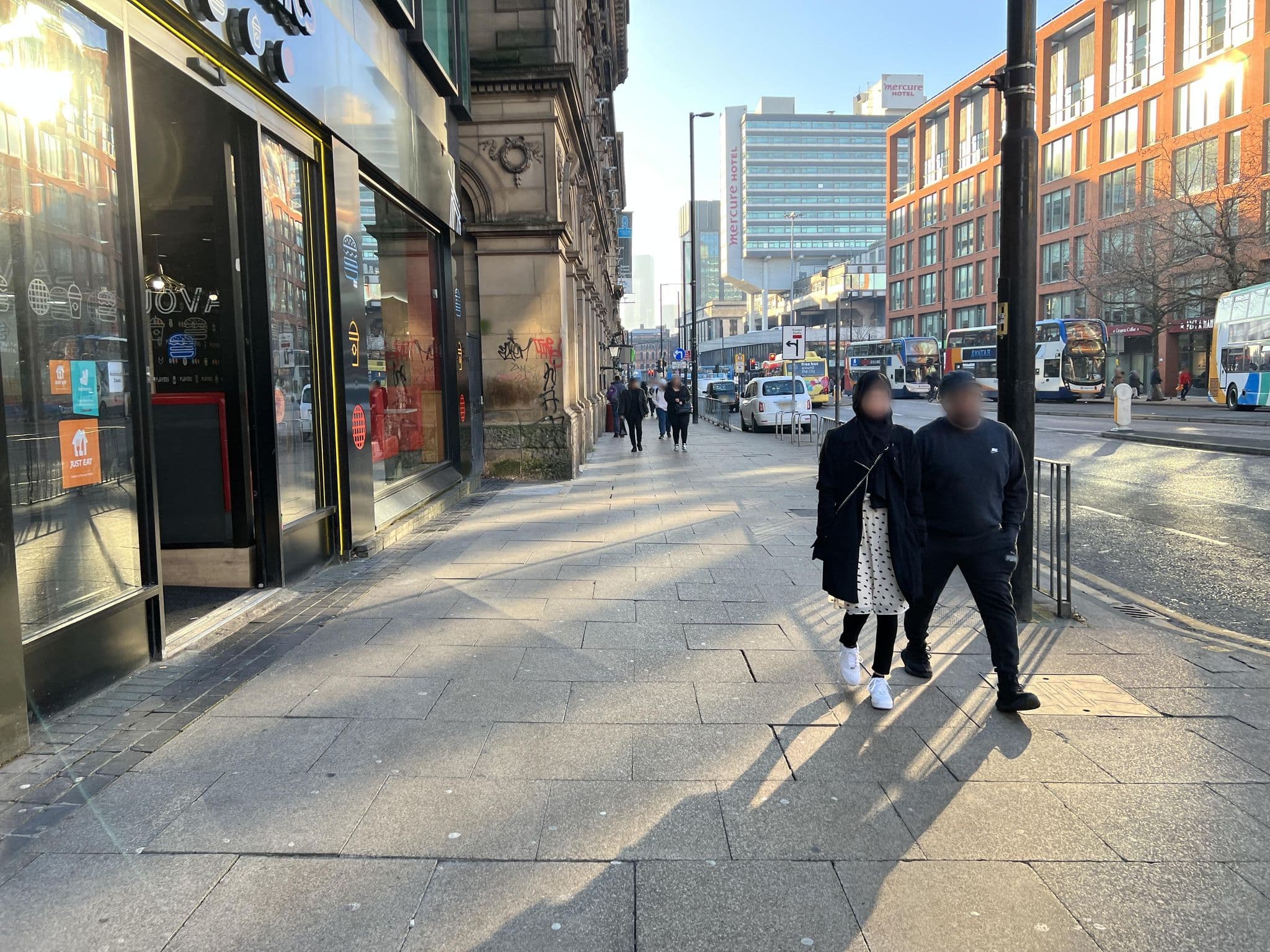 Street view near Ibis Styles - Manchester Portland Hotel, Manchester — © JingyuanL (CC BY-SA · Mapillary)