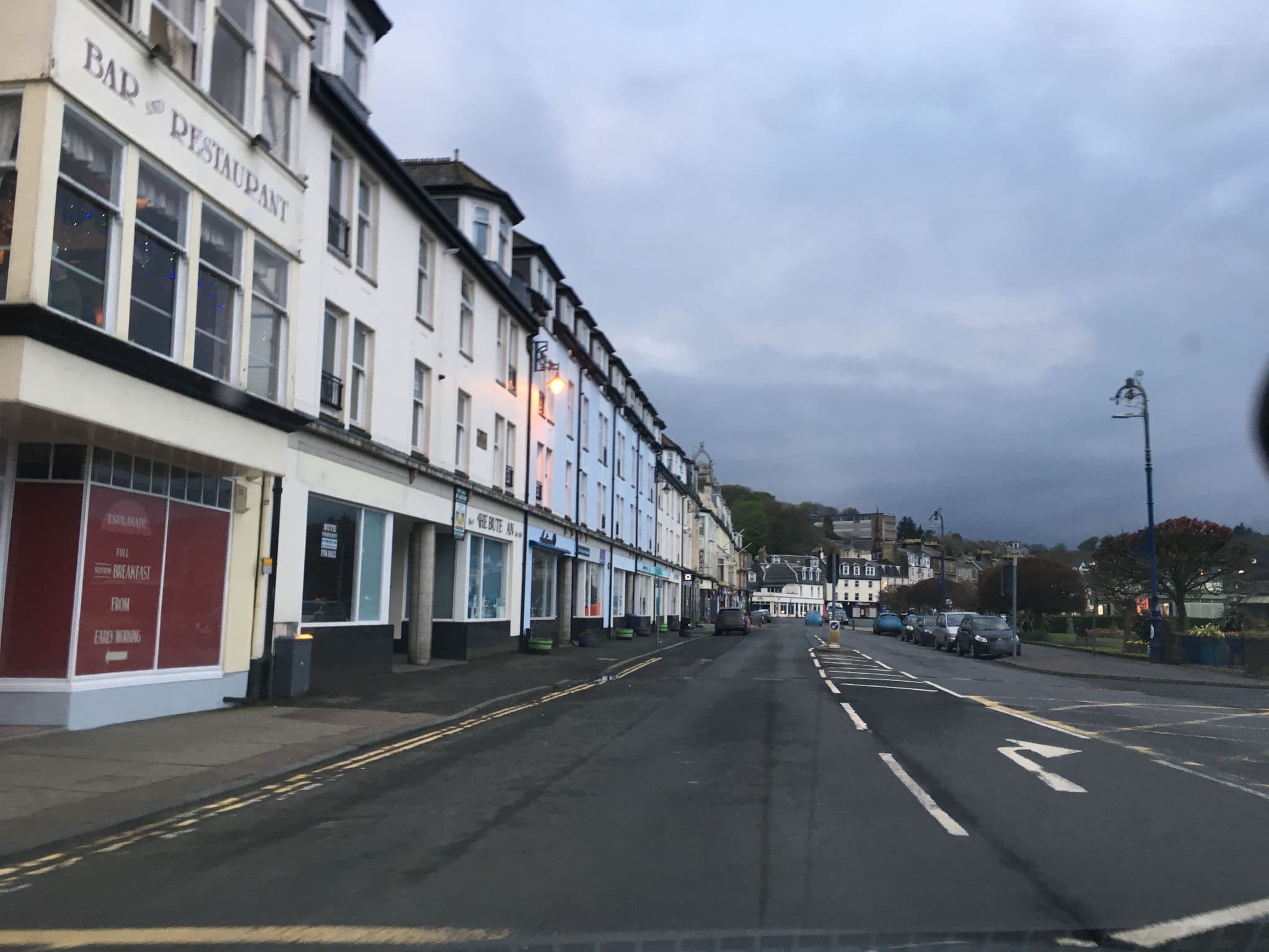 Street view near Esplanade Hotel, Rothesay — © ccbb7766 (CC BY-SA · Mapillary)