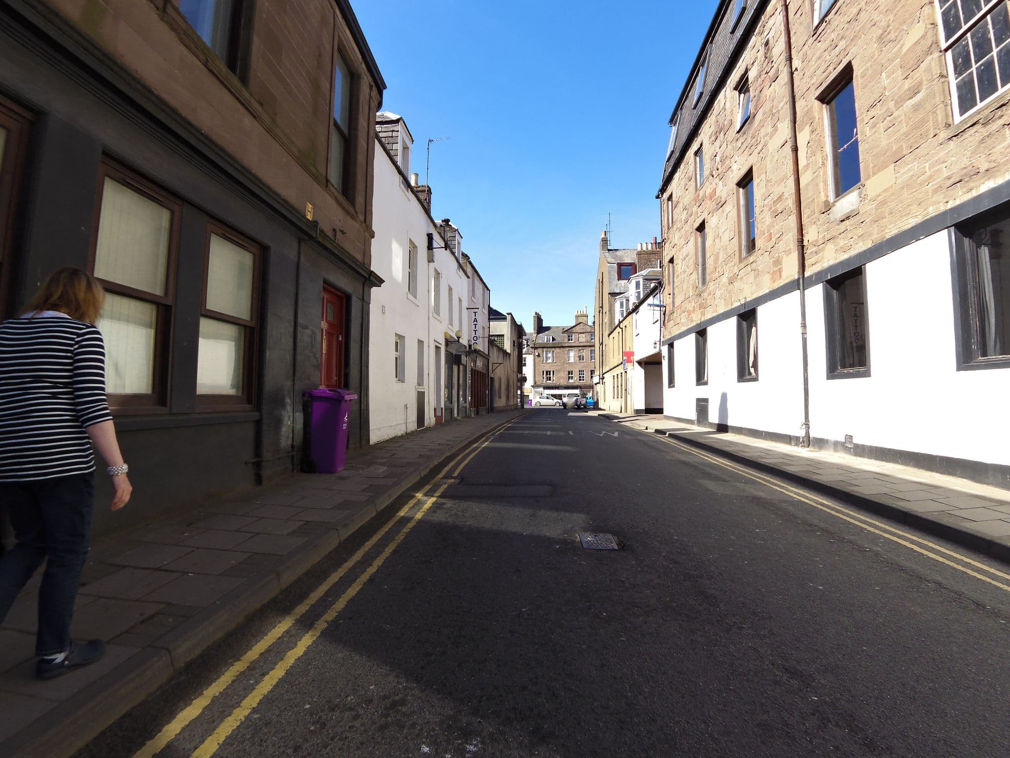 Street view near Star Hotel, Montrose — © smsm1 (CC BY-SA · Mapillary)