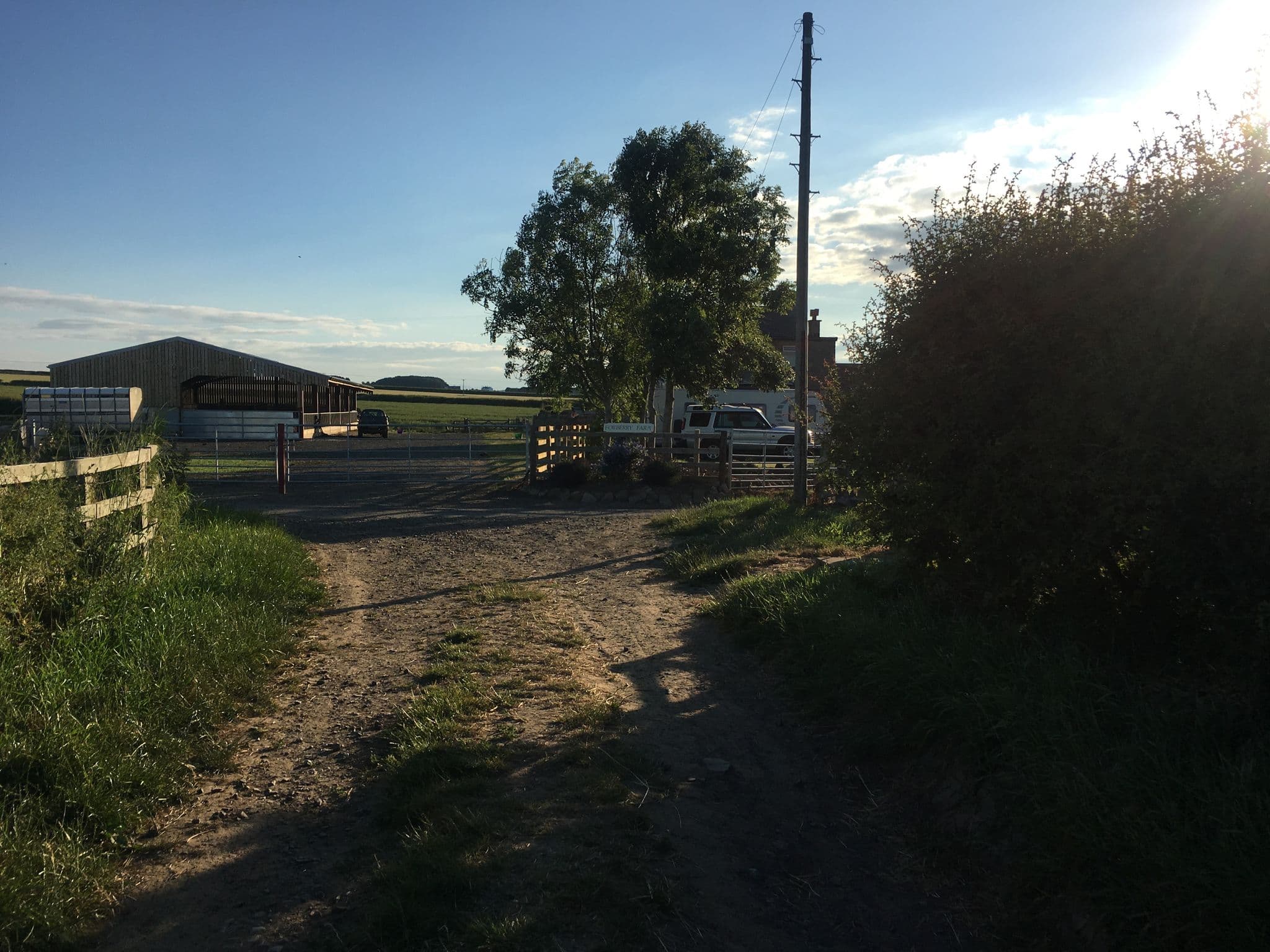 Street view near Fowberry farm, North Sunderland — © gness (CC BY-SA · Mapillary)