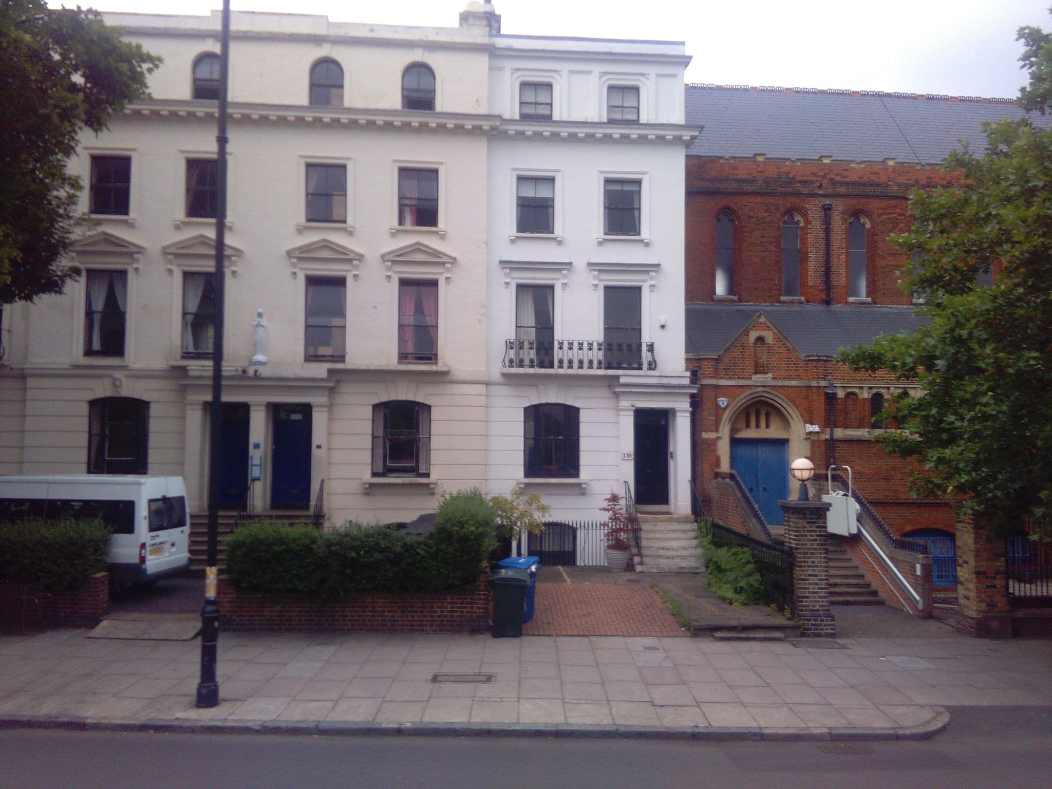 Street view near Missionaries of Charity, Lambeth — © ris (CC BY-SA · Mapillary)
