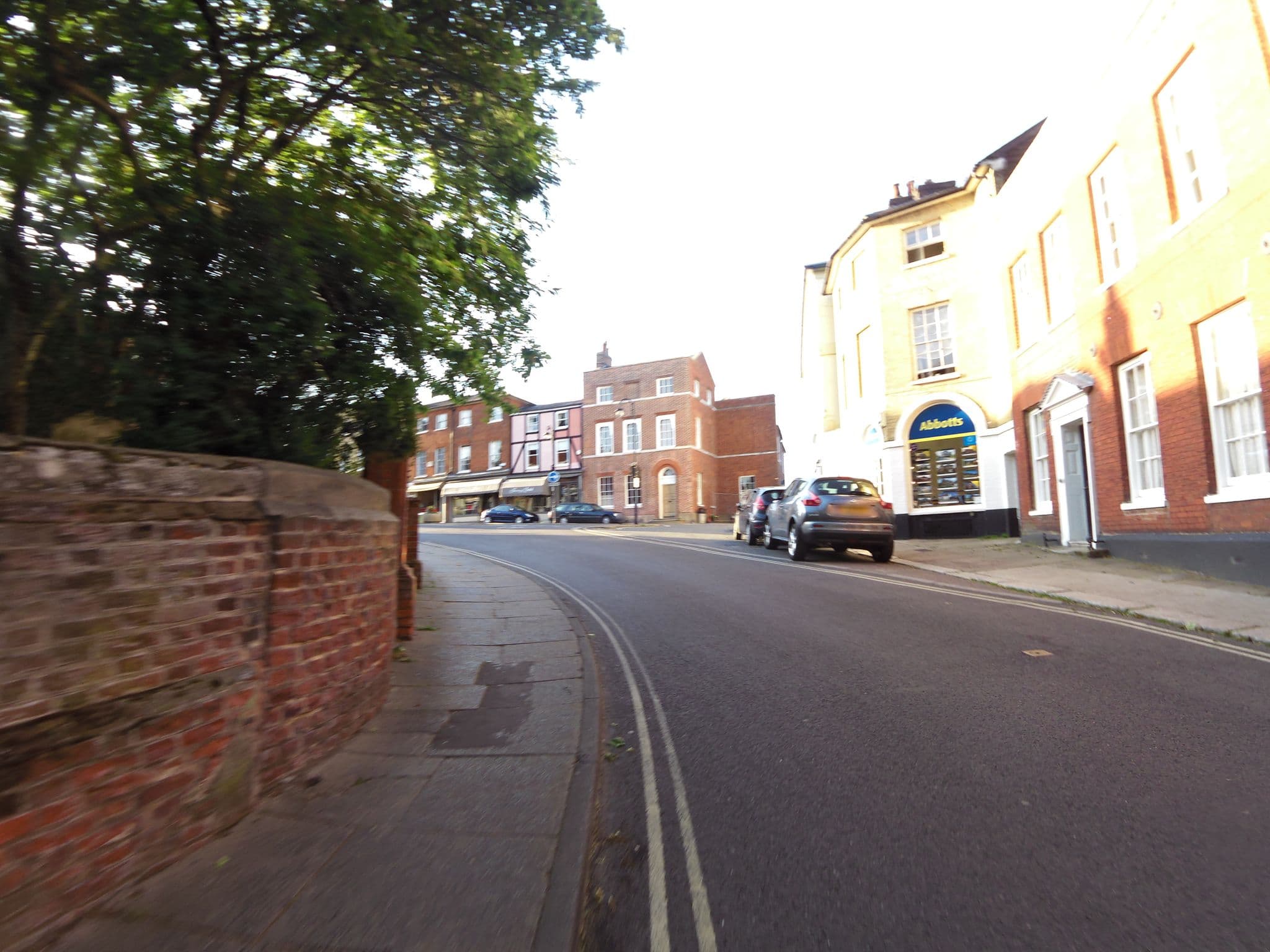 Street view near The Bull Hotel, Woodbridge — © smsm1 (CC BY-SA · Mapillary)