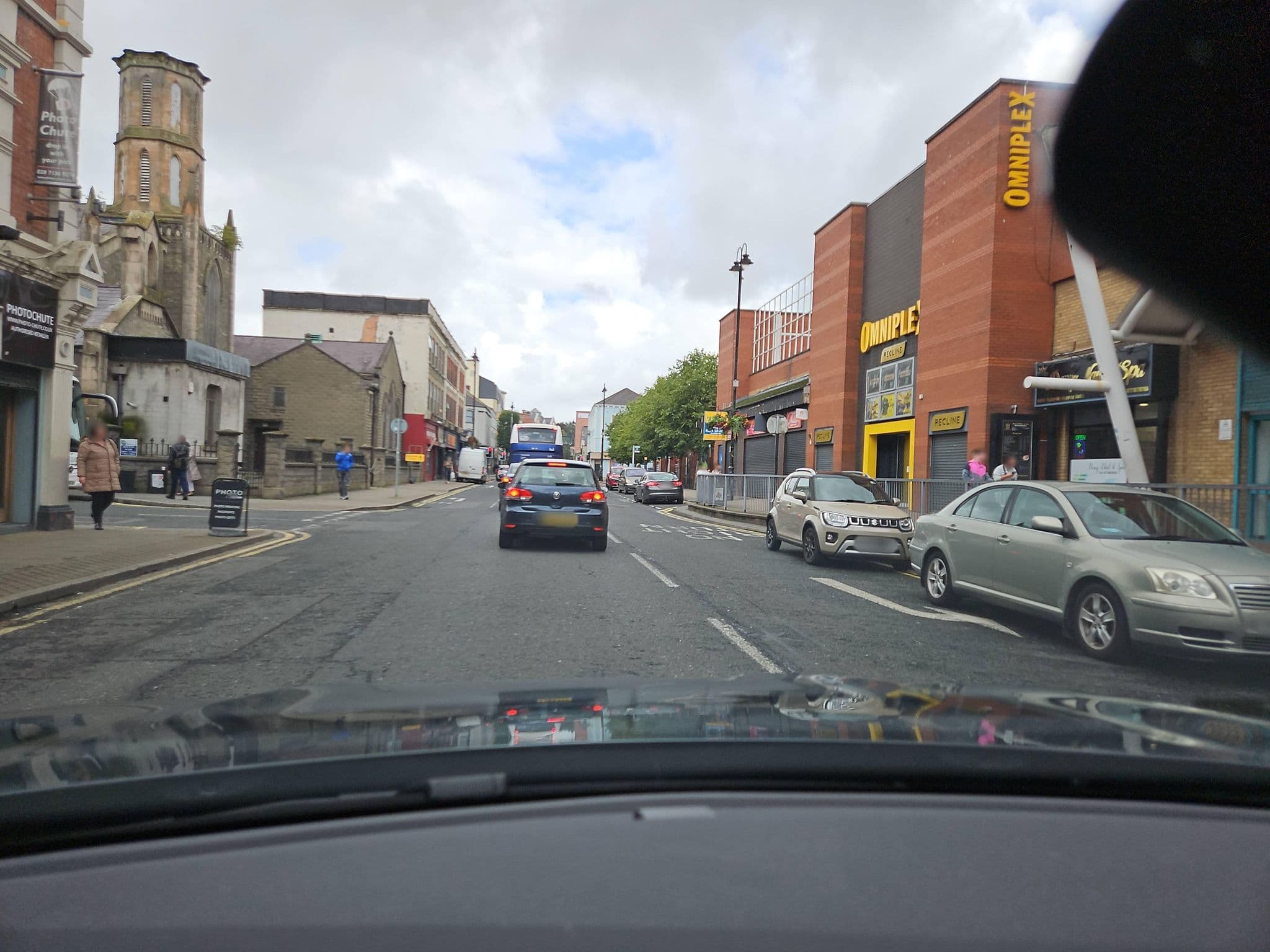 Street view near Holiday Inn Express, Derry — © toho (CC BY-SA · Mapillary)