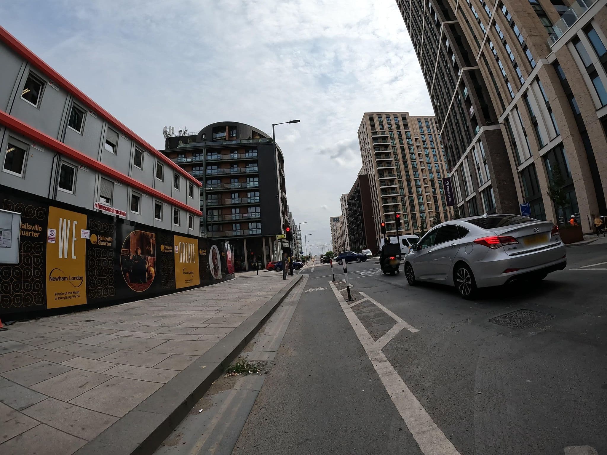Street view near Premier Inn, Canning Town — © erias (CC BY-SA · Mapillary)