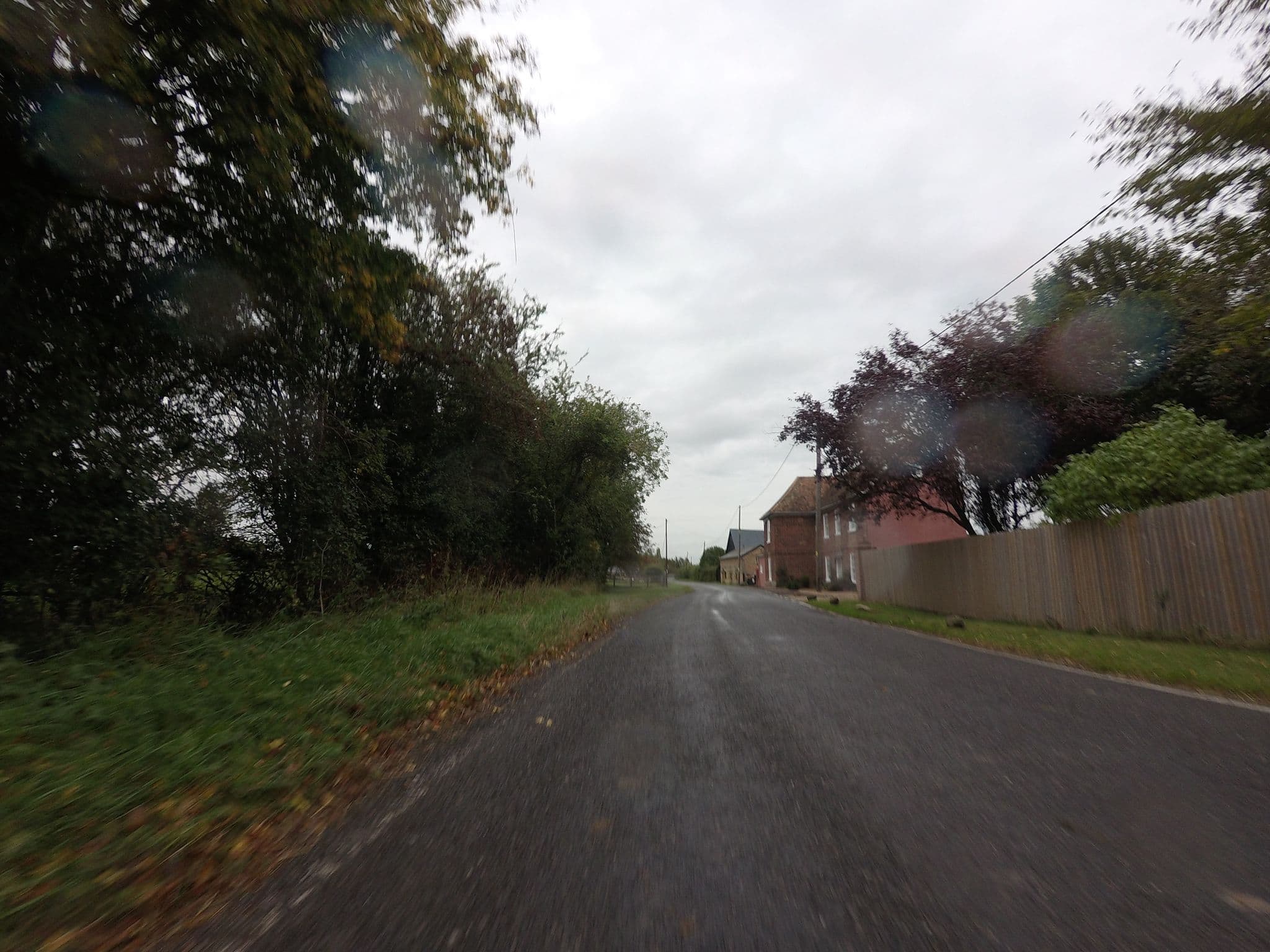 Street view near Red House Farm, Comberton — © tallguy (CC BY-SA · Mapillary)