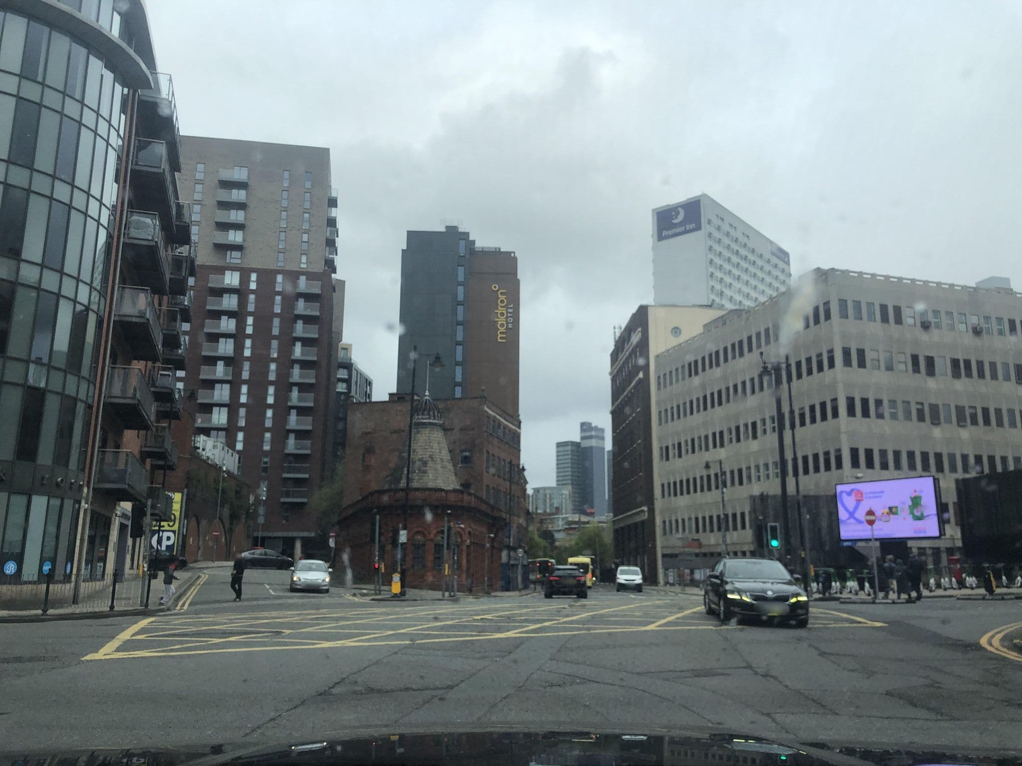 Street view near The Black Lion Hotel, Manchester City Centre — © laye (CC BY-SA · Mapillary)