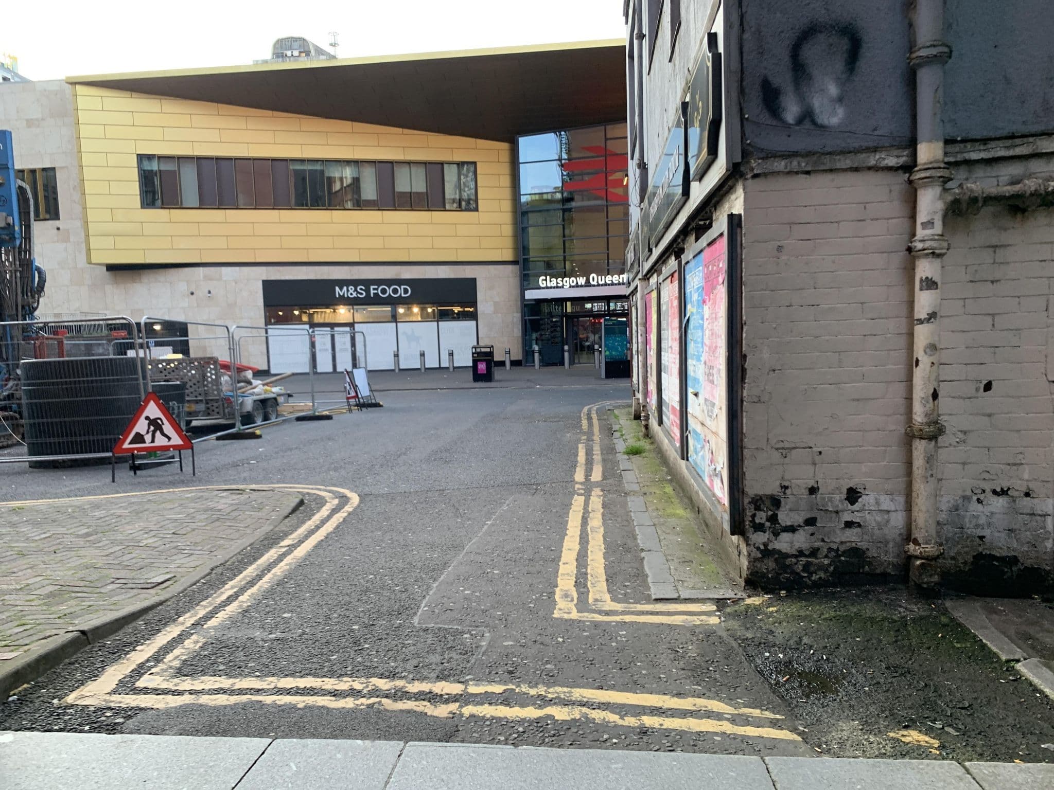Street view near Carlton George, Glasgow — © gmc (CC BY-SA · Mapillary)