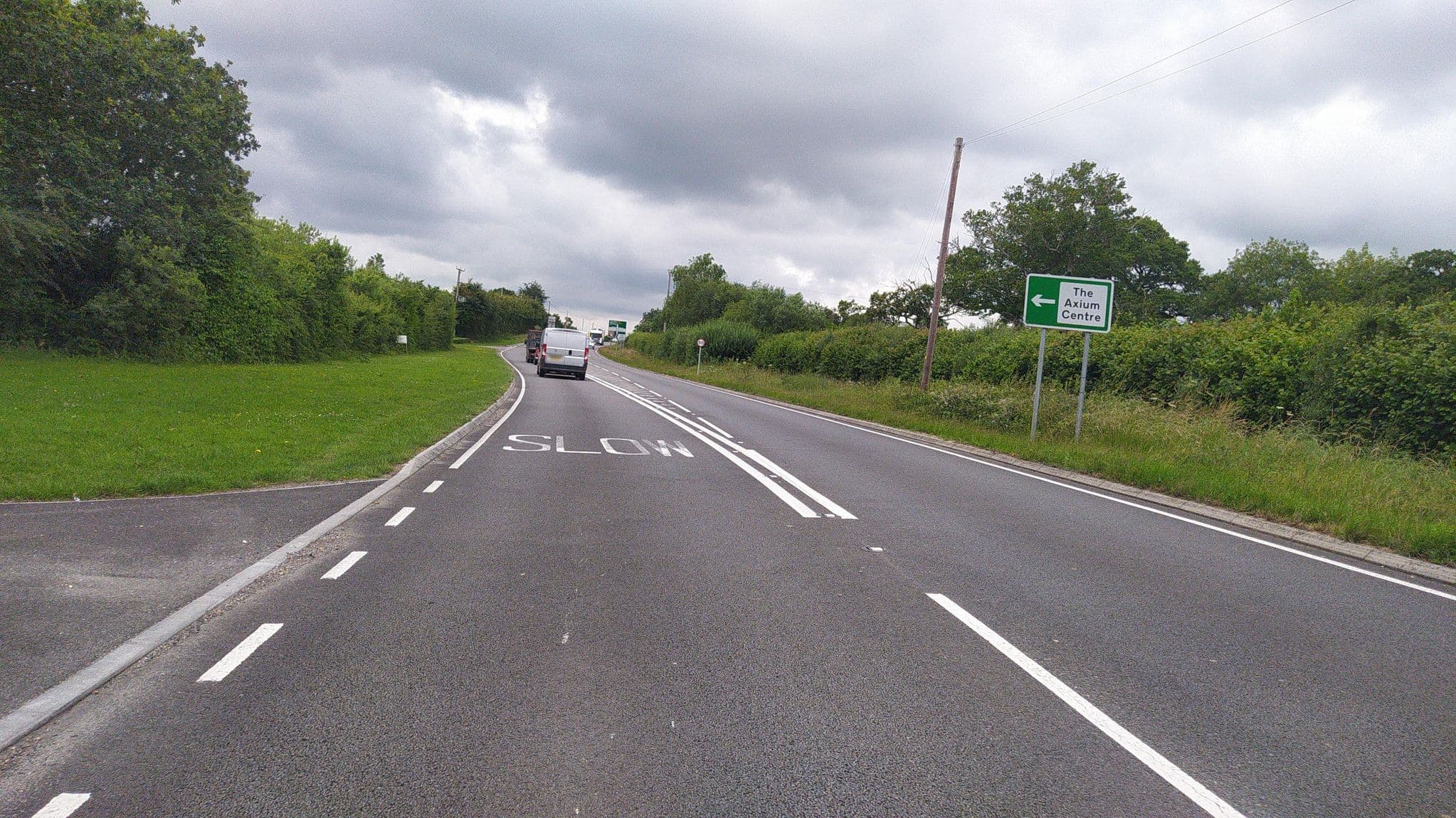 Street view near Papushka Fields, Lytchett Matravers — © noid (CC BY-SA · Mapillary)