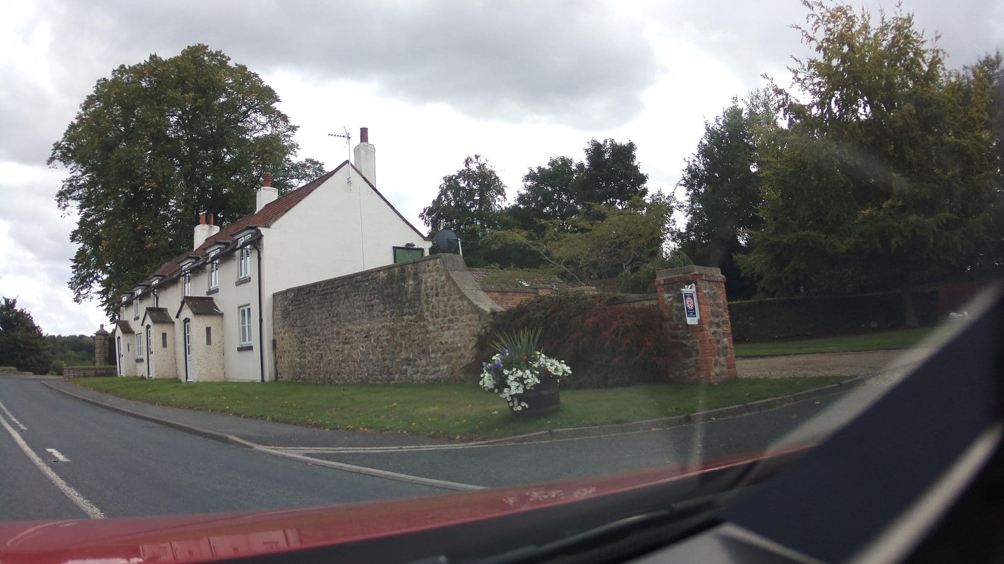 Street view near The Old Coach House, Ripon — © southglos (CC BY-SA · Mapillary)