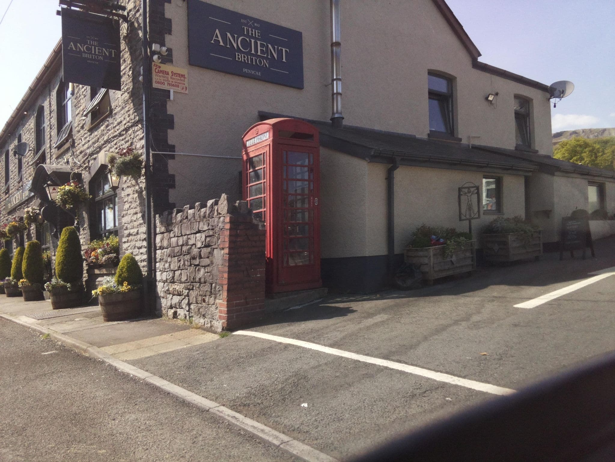Street view near Ancient Briton, Ystalyfera — © southglos (CC BY-SA · Mapillary)