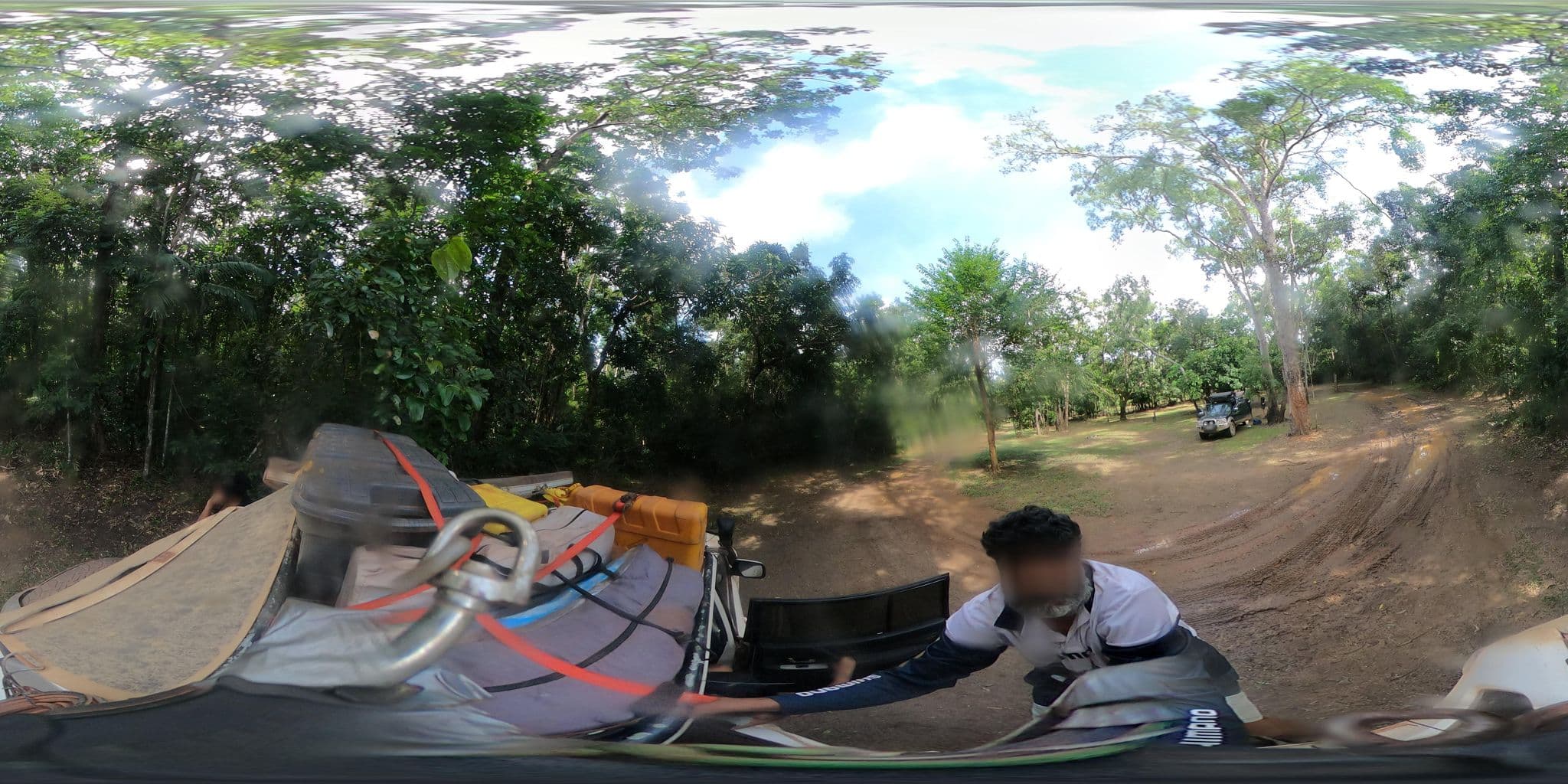 Street view near Cooks Hut Campground, Mission River — © coreagc (CC BY-SA · Mapillary)
