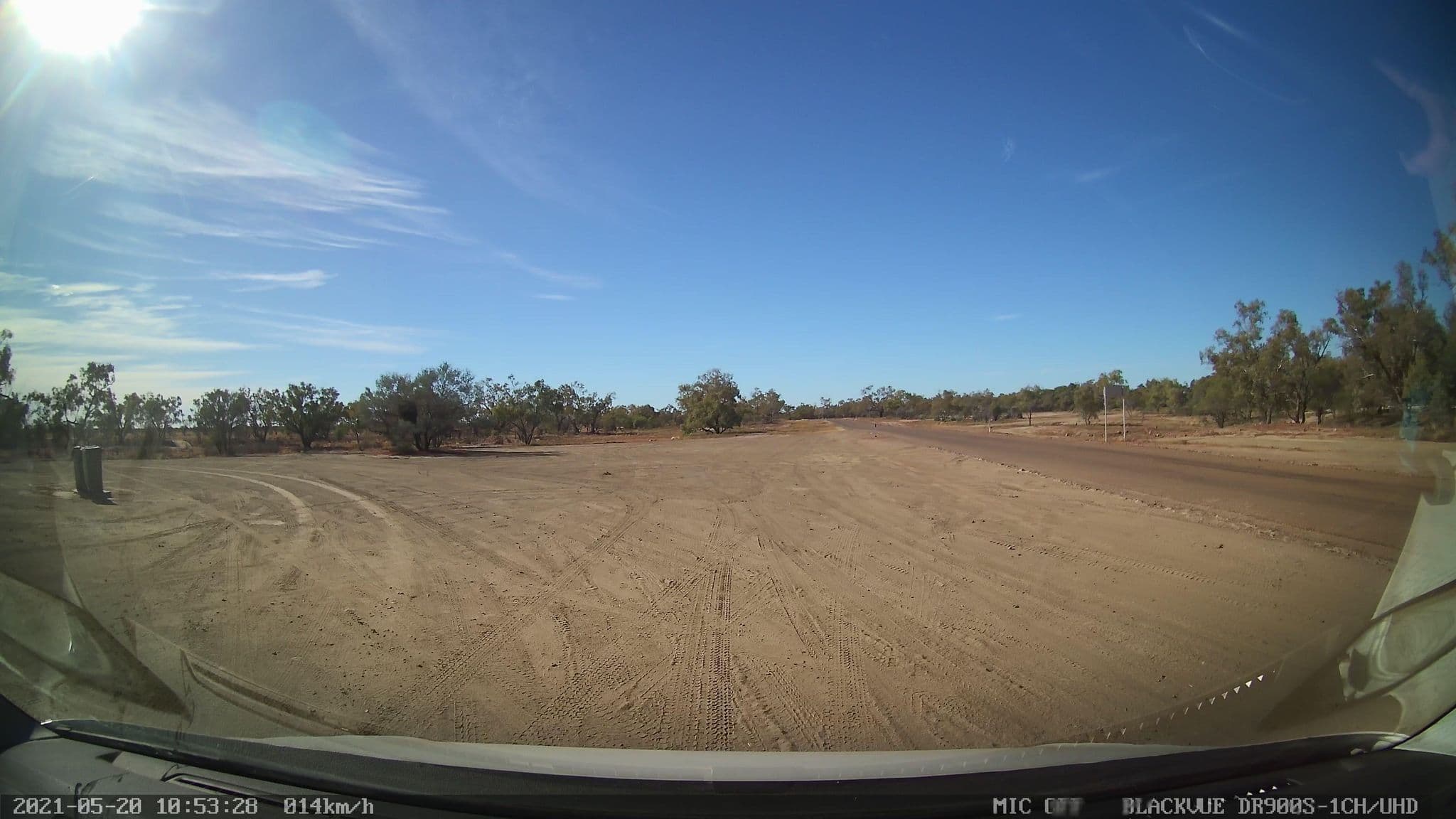 Street view near Cooper Creek, Longreach — © bob3bob3 (CC BY-SA · Mapillary)
