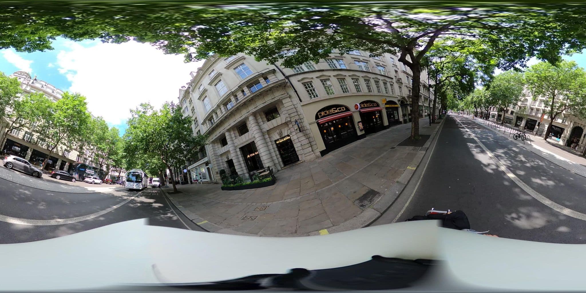 Street view near The Z Hotel Holborn, Holborn — © NatchaponJ (CC BY-SA · Mapillary)
