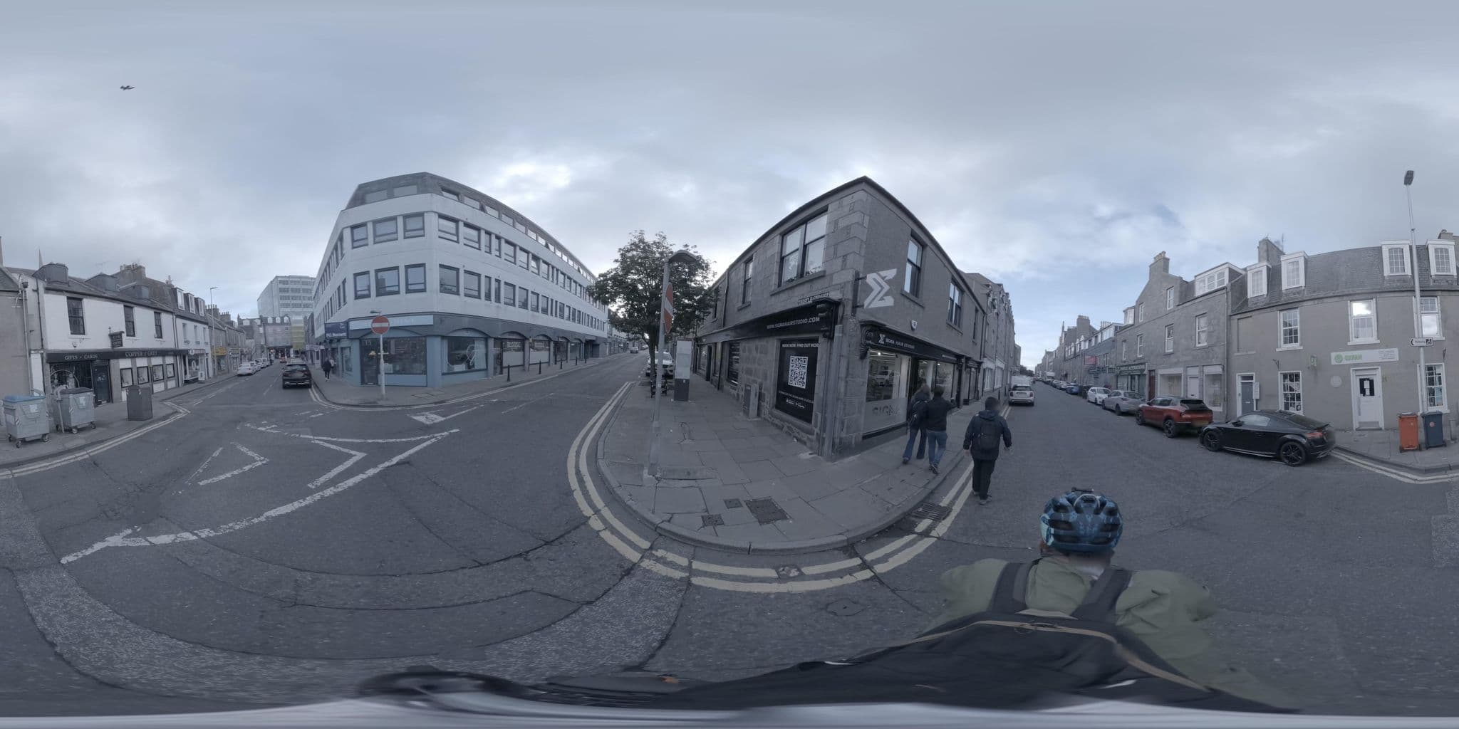 Street view near Holiday Inn Express, Aberdeen — © coetserw (CC BY-SA · Mapillary)