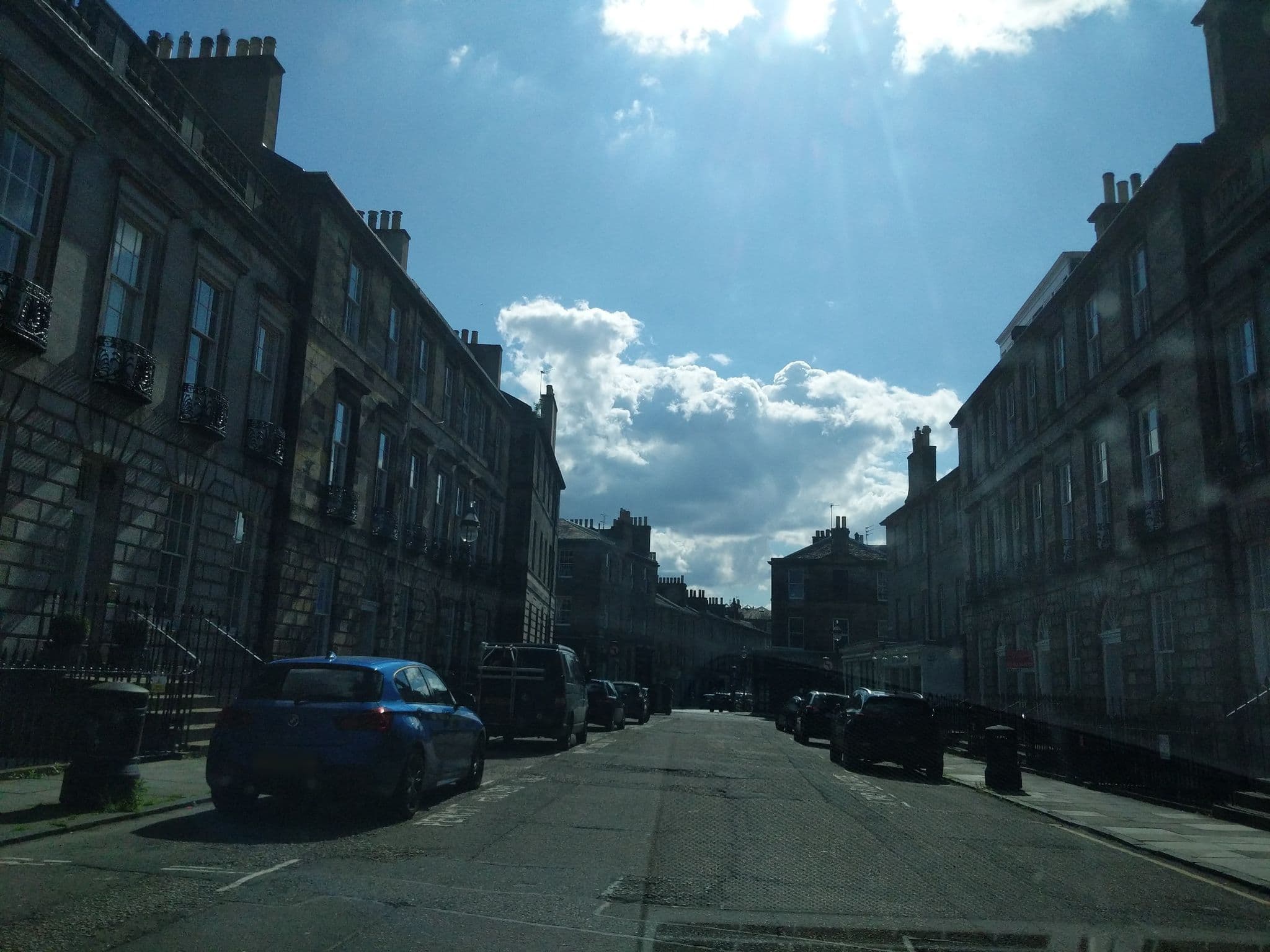 Street view near Dragon Suites, Edinburgh — © ccbb7766 (CC BY-SA · Mapillary)