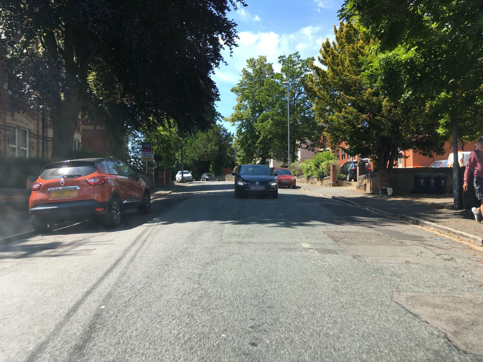 Street view near Crescent Guest House, Newport — © southglos (CC BY-SA · Mapillary)