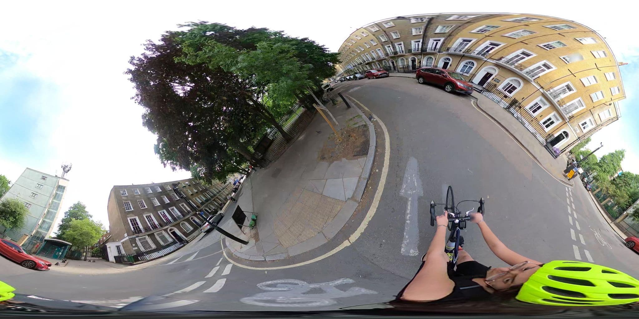 Street view near Argo Hotel, King's Cross — © cernbyln (CC BY-SA · Mapillary)