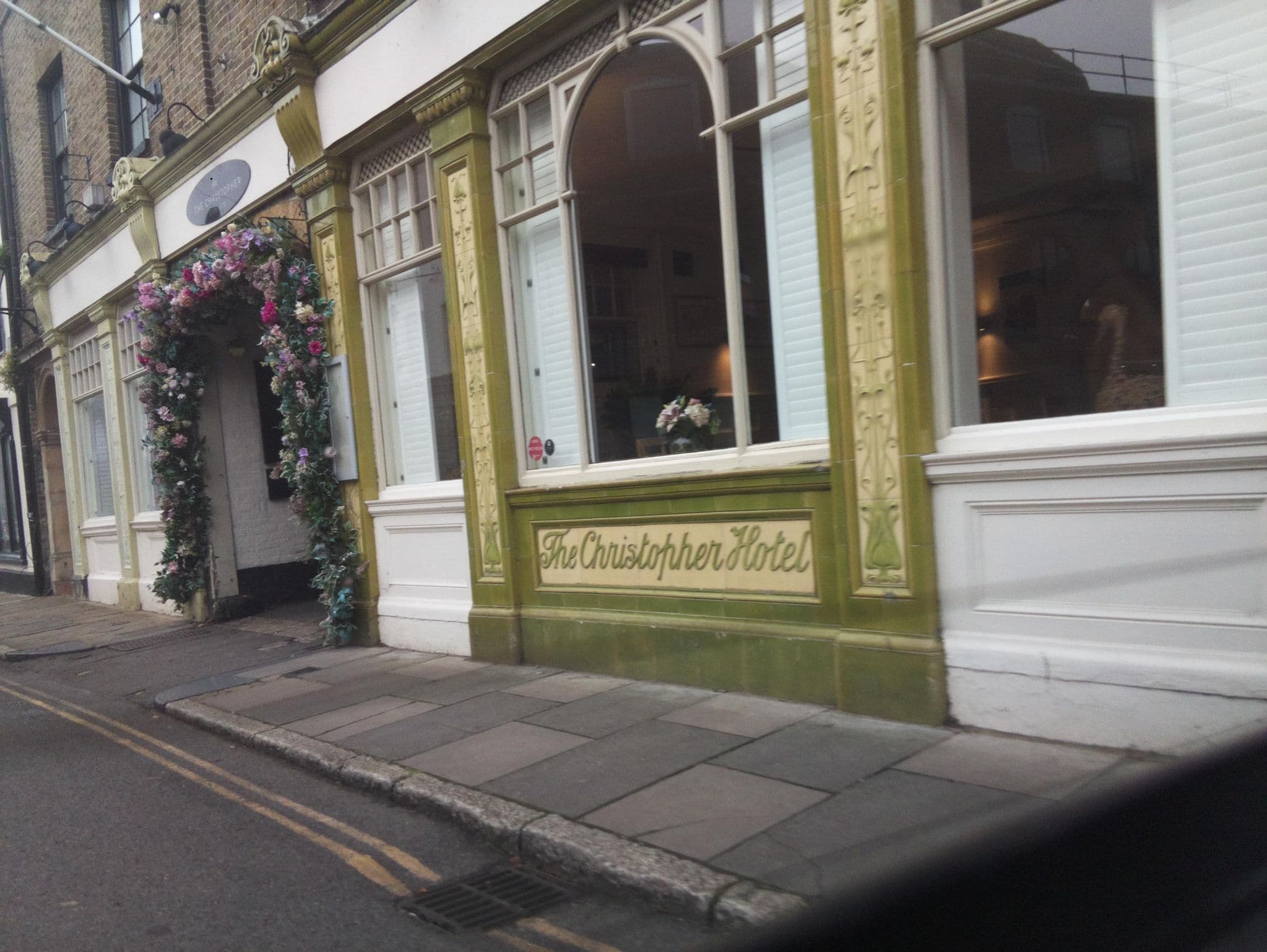 Street view near The Christopher, Eton — © southglos (CC BY-SA · Mapillary)