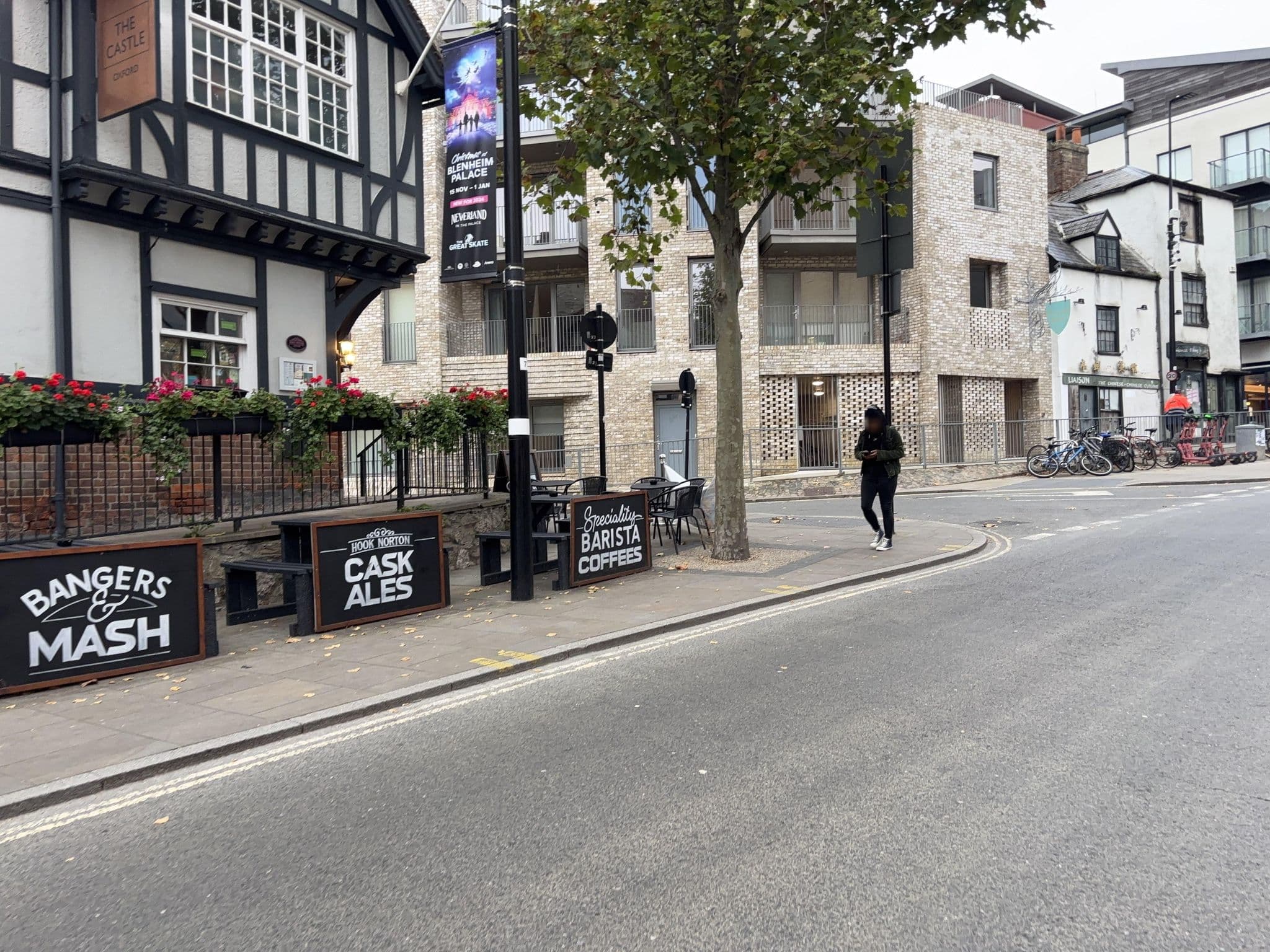 Street view near Greyfriars Hideaway, Oxford — © robot8a (CC BY-SA · Mapillary)