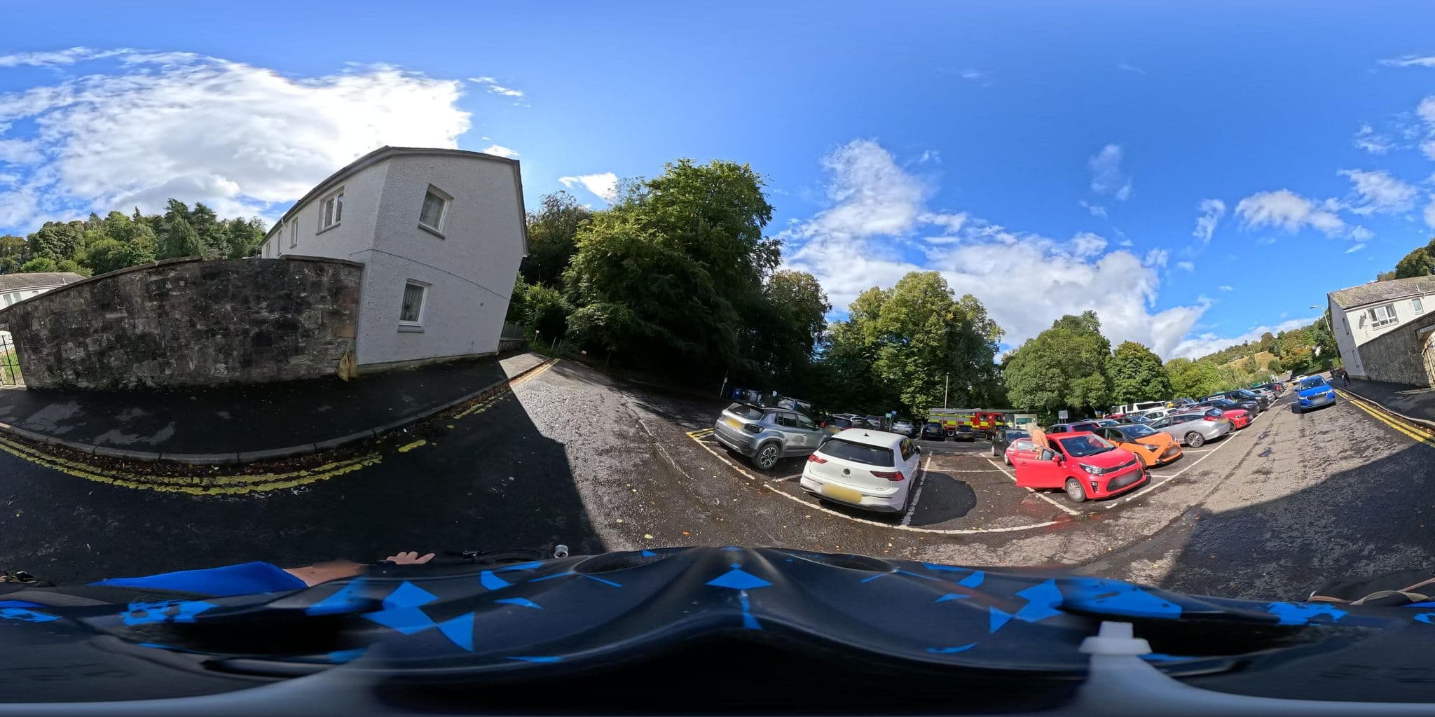 Street view near Lairds Inn Court, Dunkeld — © coetserw (CC BY-SA · Mapillary)