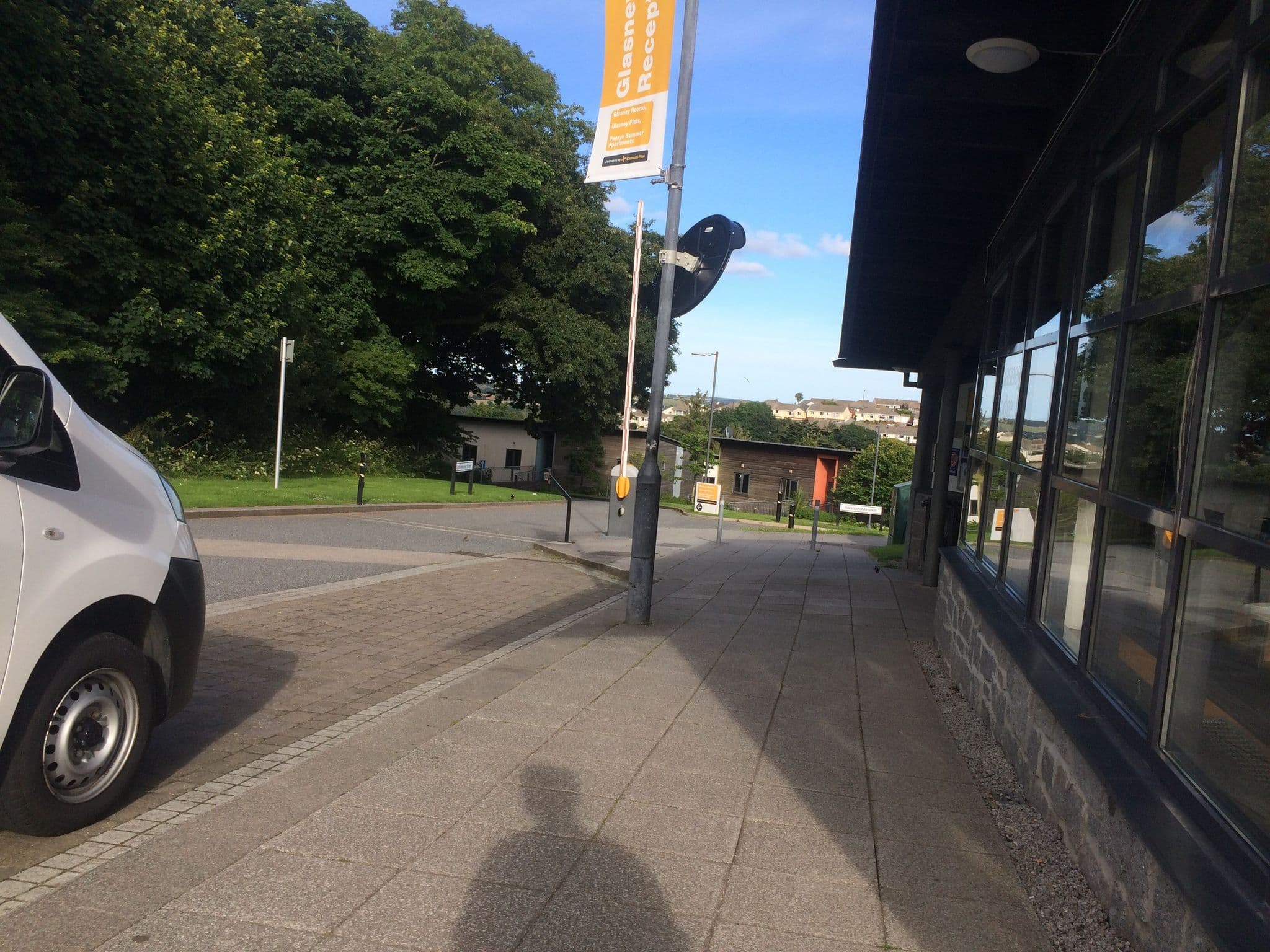 Street view near Glasney Lodge (during summer holidays), Penryn — © drnoble (CC BY-SA · Mapillary)