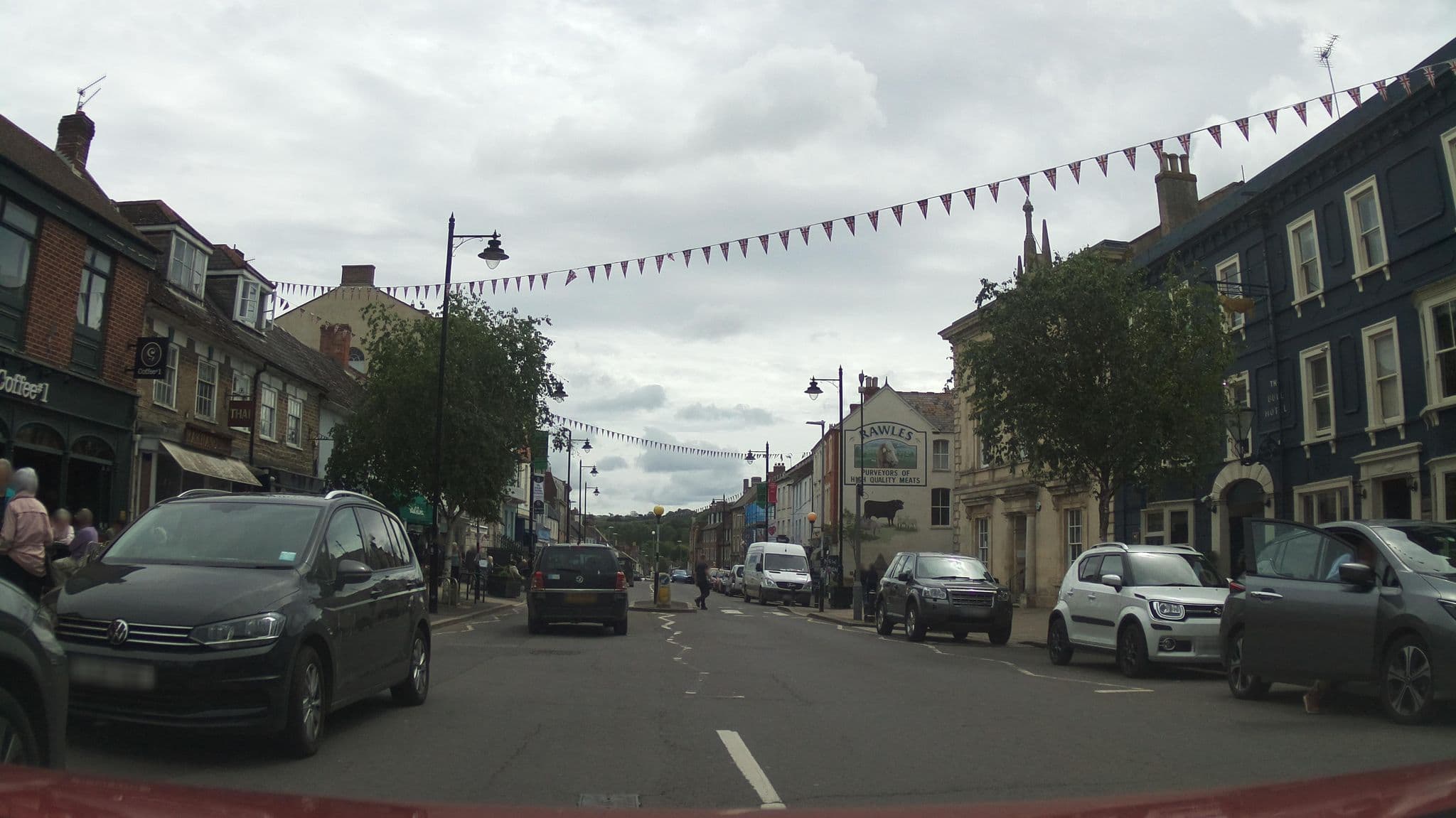 Street view near The Bull Hotel, Bridport — © southglos (CC BY-SA · Mapillary)