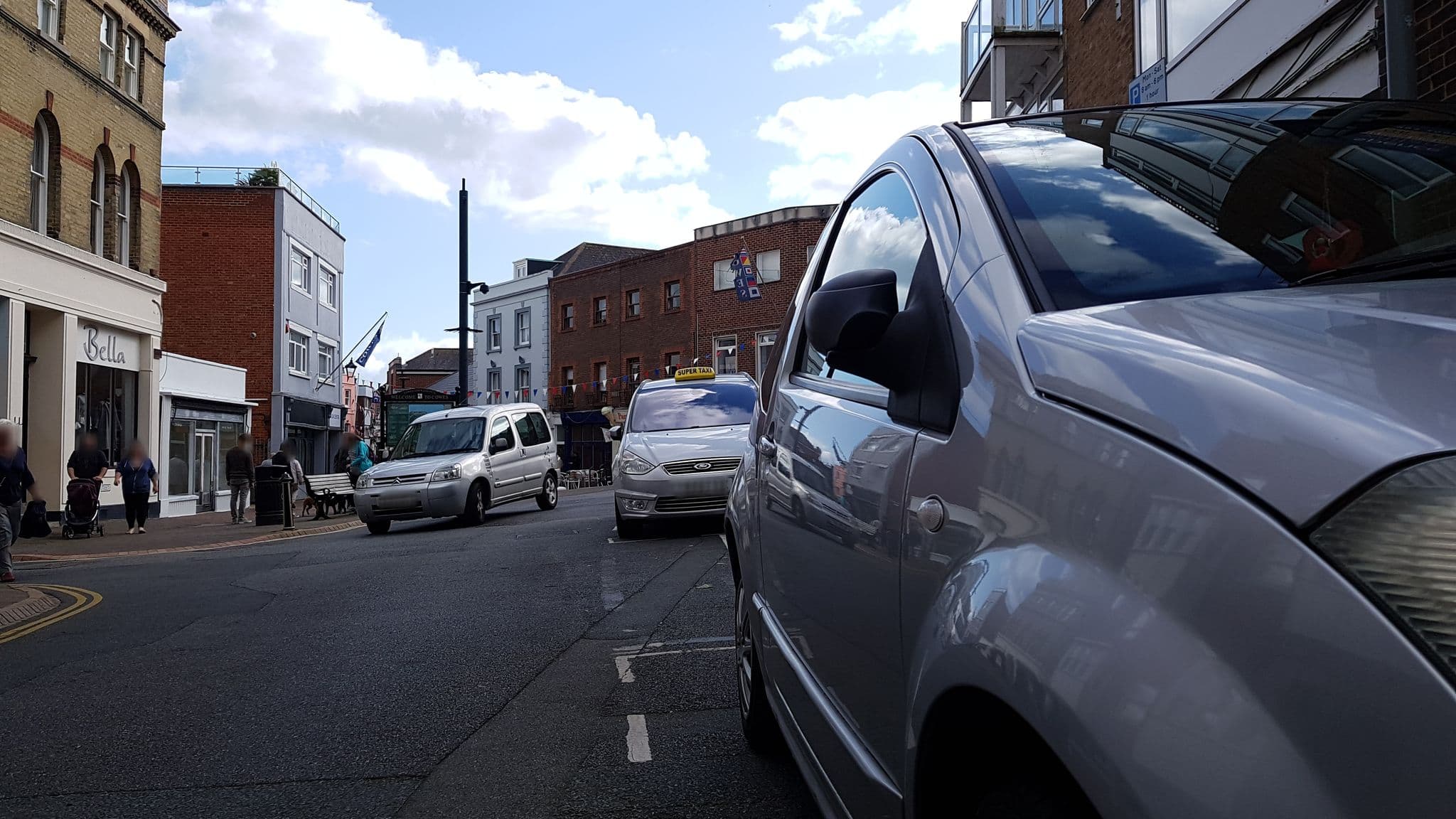 Street view near Seafarers View, Cowes — © mappernerd (CC BY-SA · Mapillary)