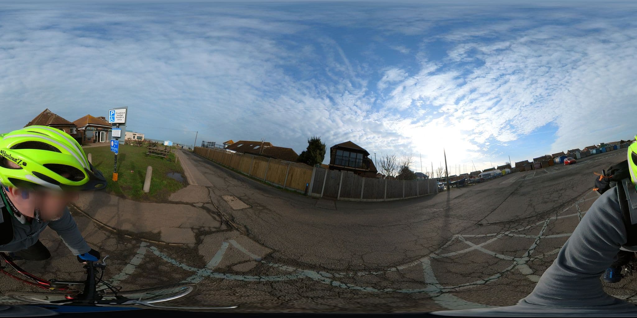 Street view near The Waves, Birchington-on-Sea — © jkingsleya (CC BY-SA · Mapillary)