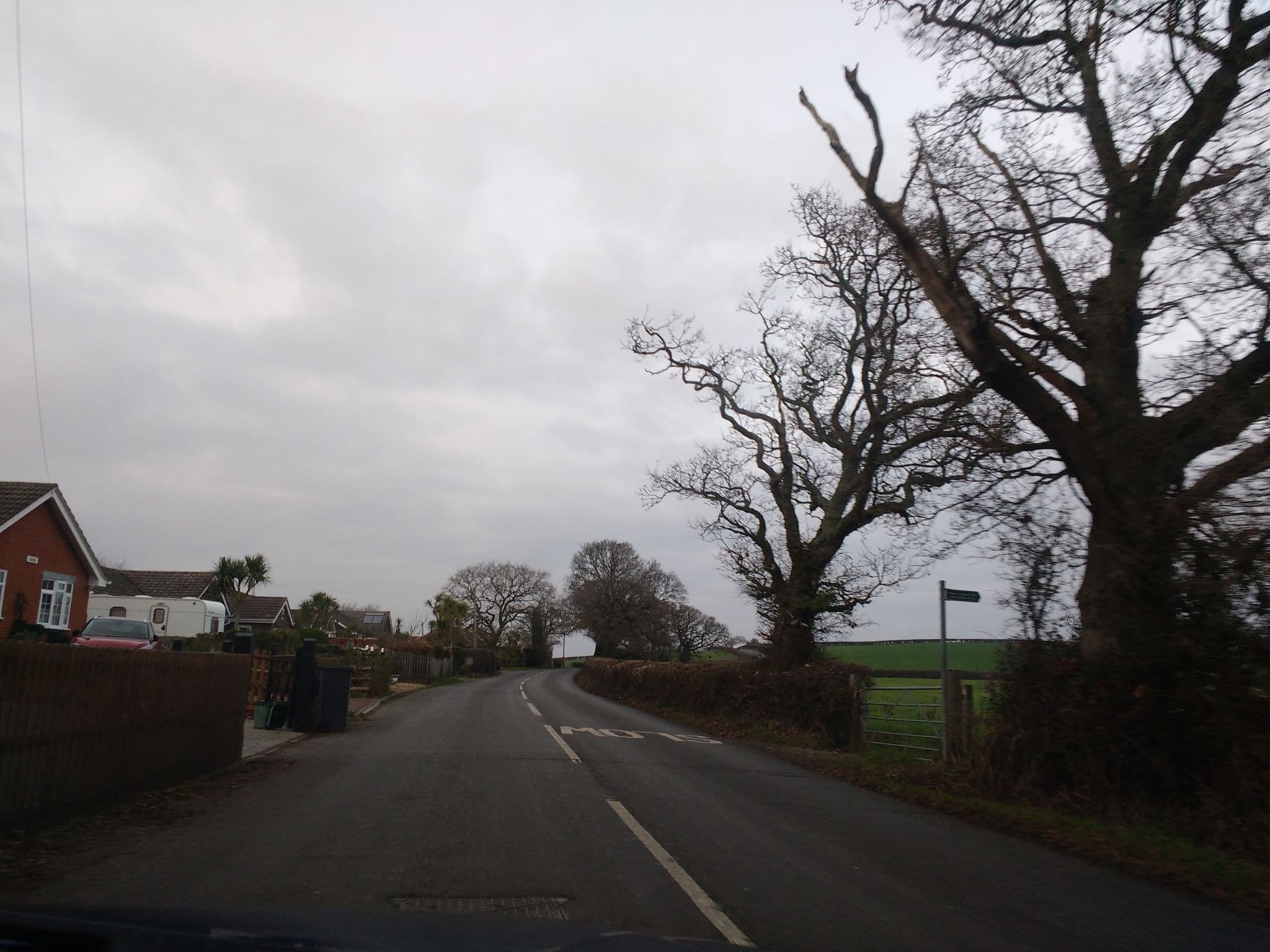 Street view near Pigsty Farm, Cowes — © oferreira (CC BY-SA · Mapillary)