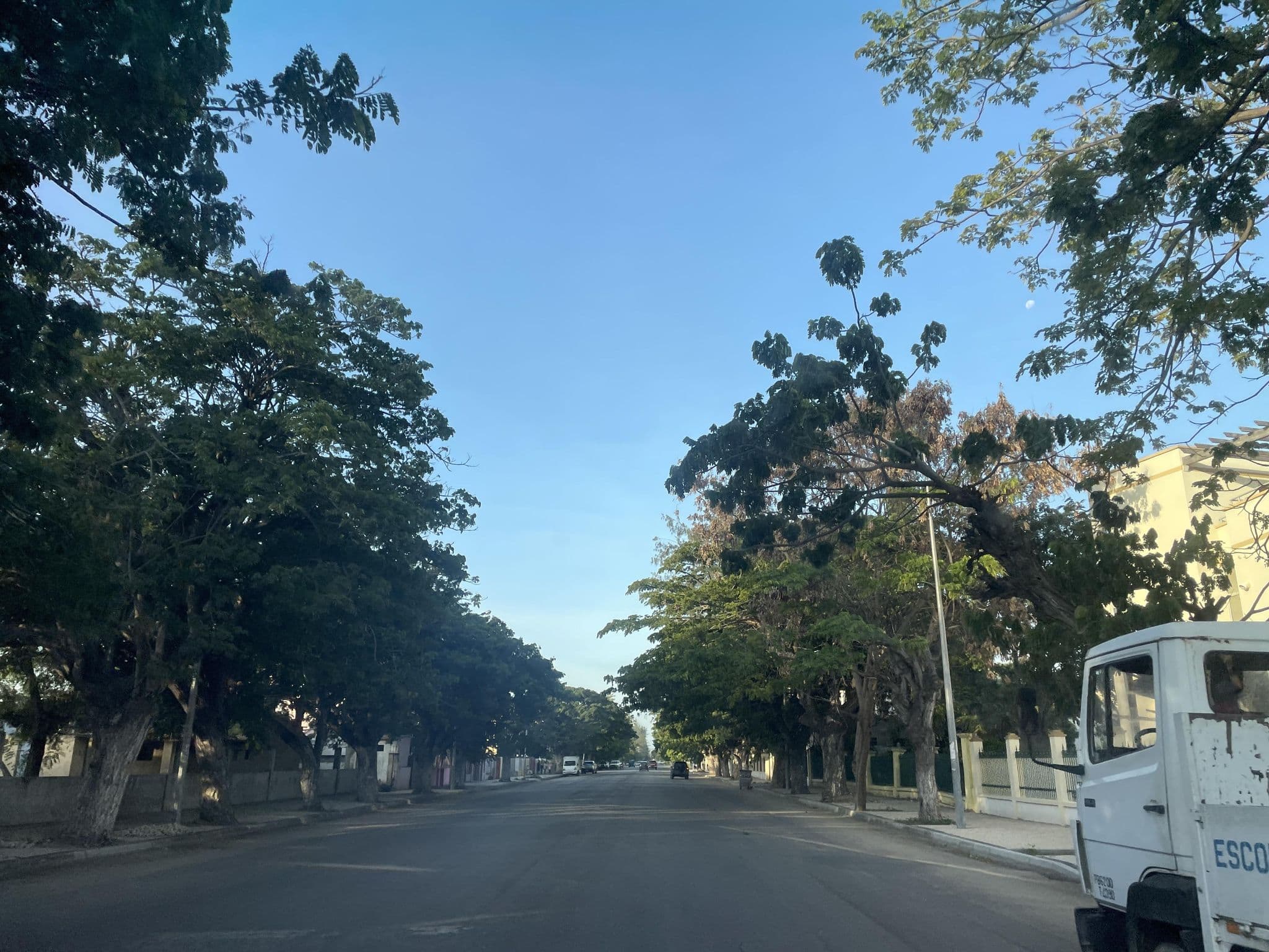 Street view near ApartHotel, Lobito — © Manolo23 (CC BY-SA · Mapillary)