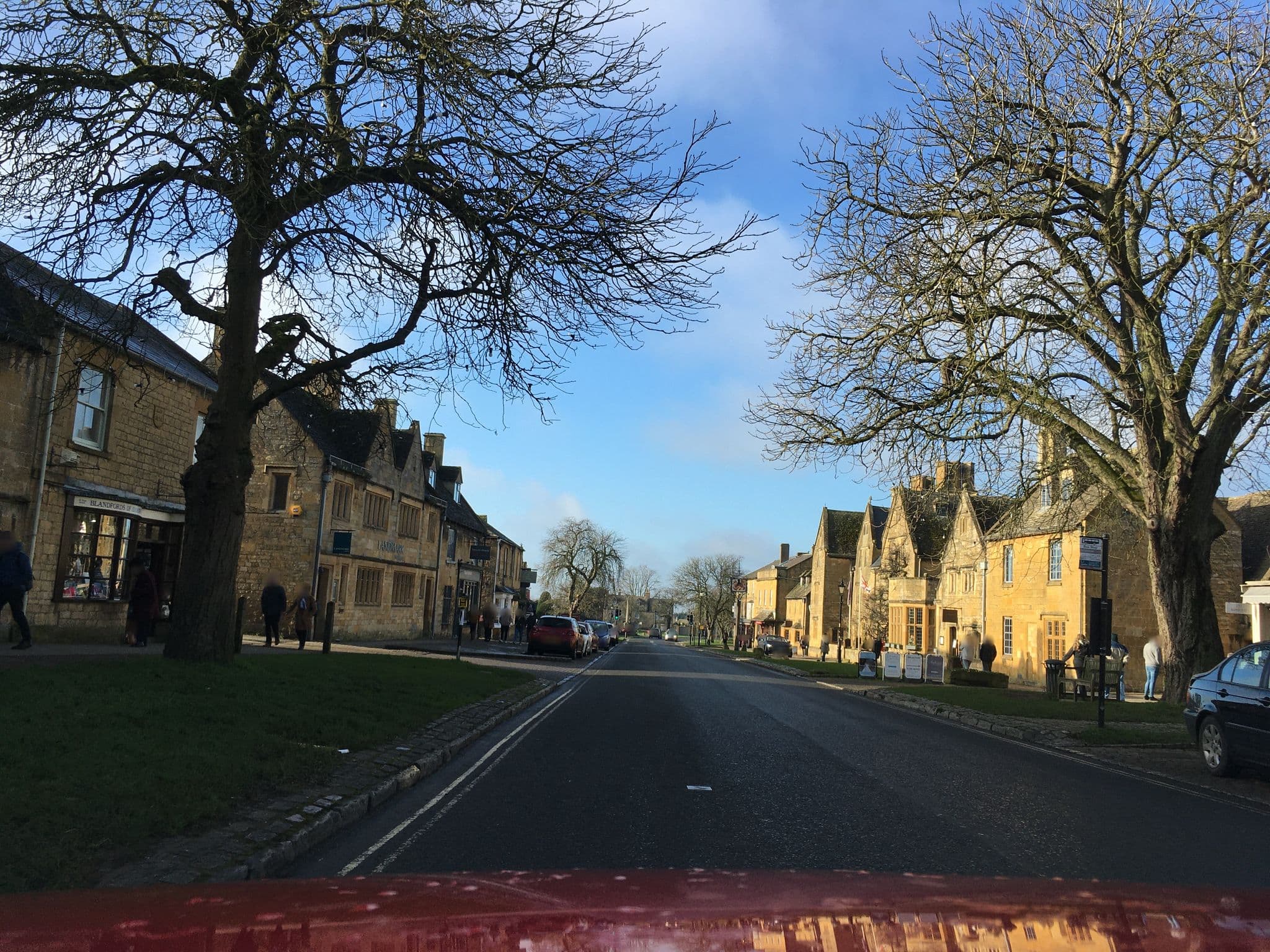 Street view near The Lodge at Broadway, Broadway — © southglos (CC BY-SA · Mapillary)
