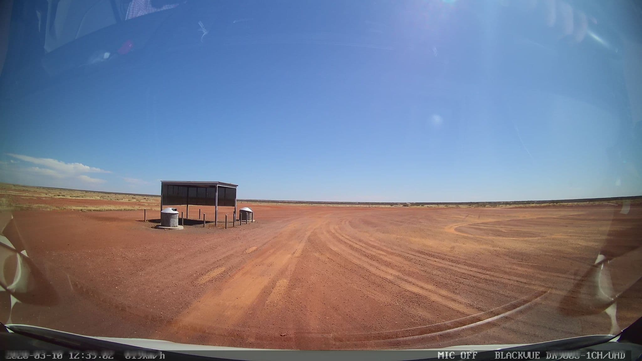Street view near Evelyn Downs Rest Area, Coober Pedy — © bob3bob3 (CC BY-SA · Mapillary)